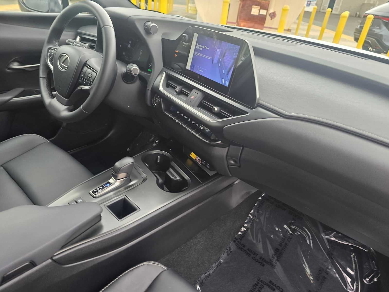 2025 Lexus UX 300h UX 300h