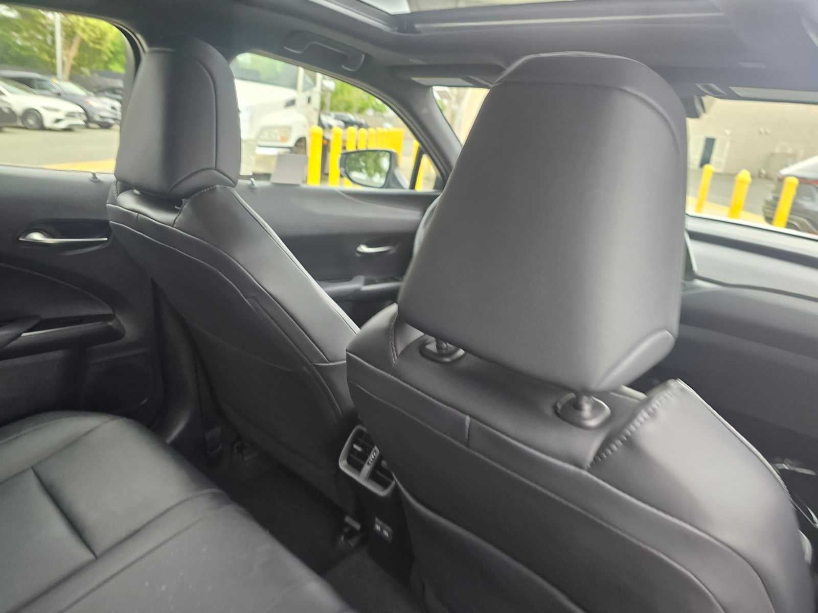 2025 Lexus UX 300h UX 300h