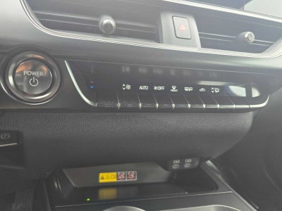 2025 Lexus UX 300h UX 300h