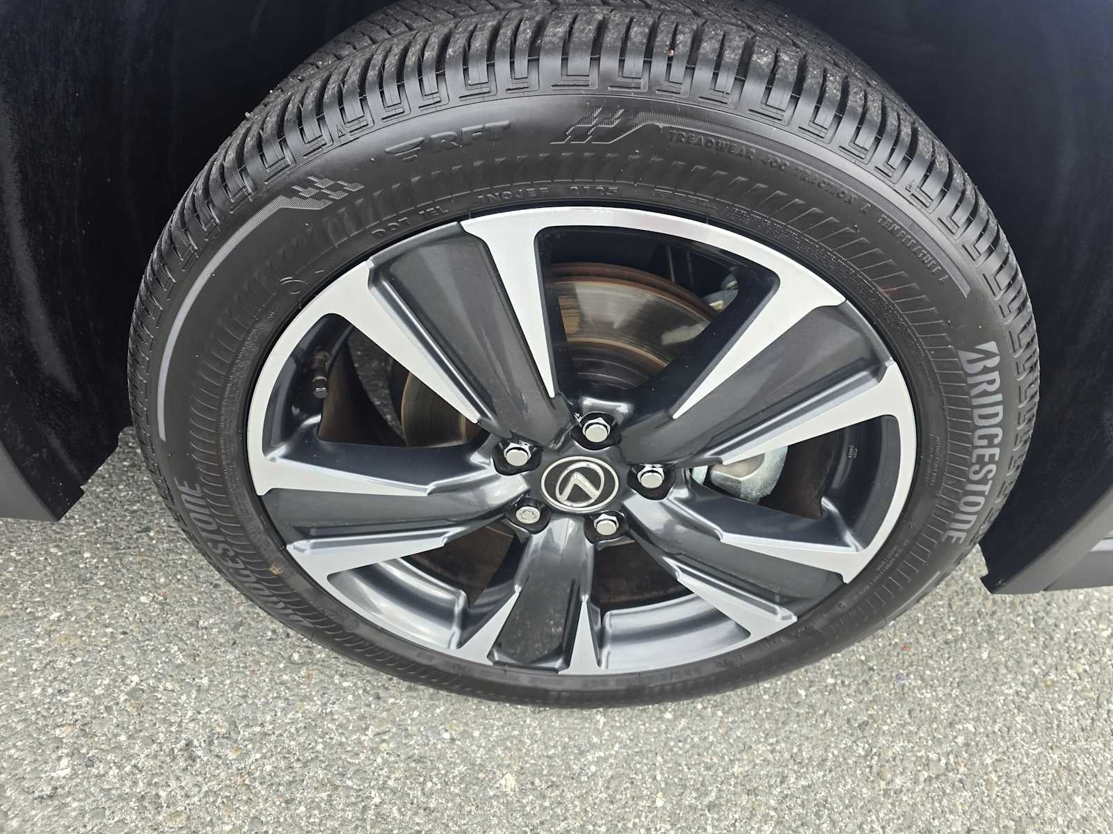 2025 Lexus UX 300h UX 300h