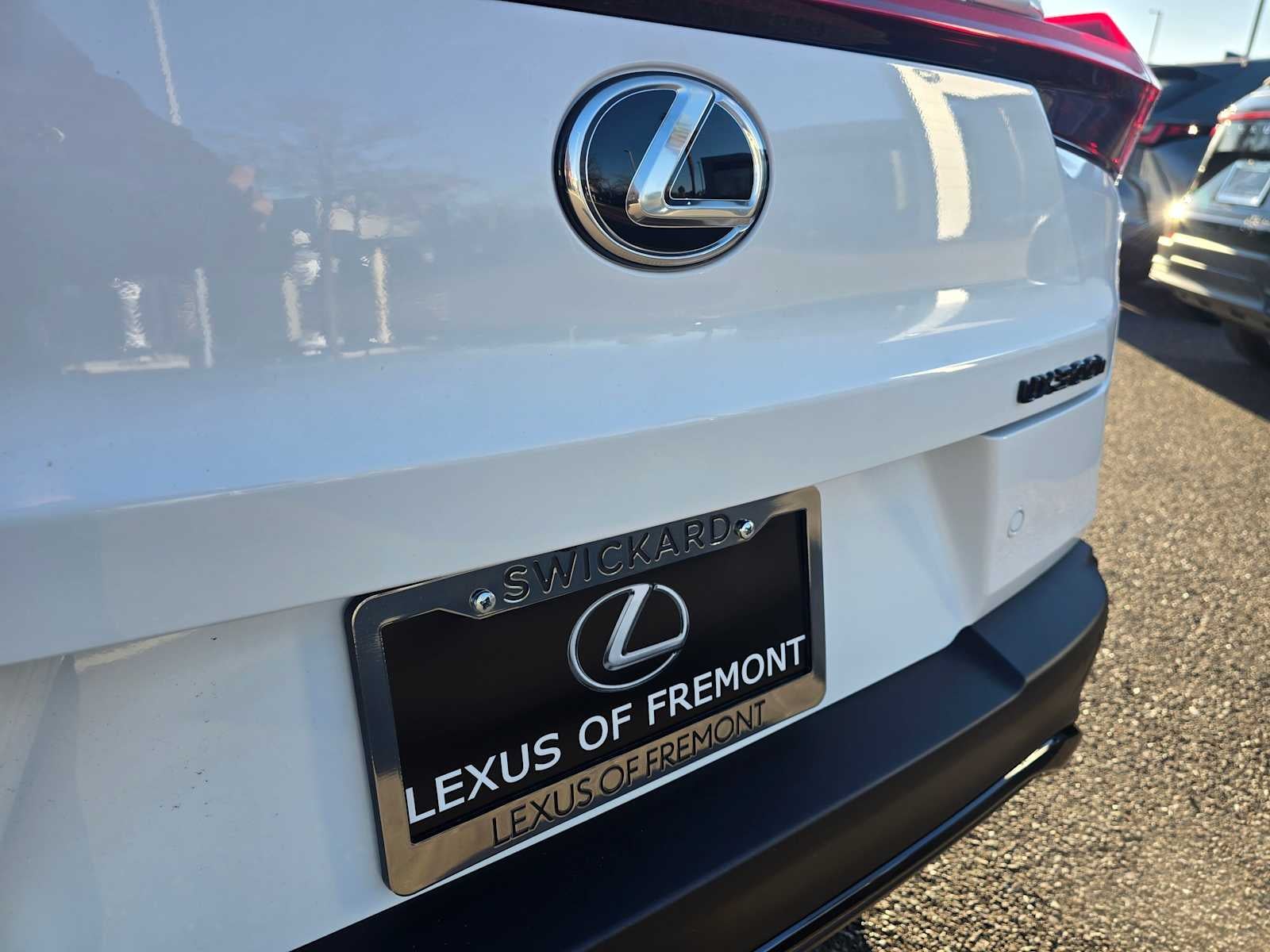 2025 Lexus UX 300h F SPORT DESIGN