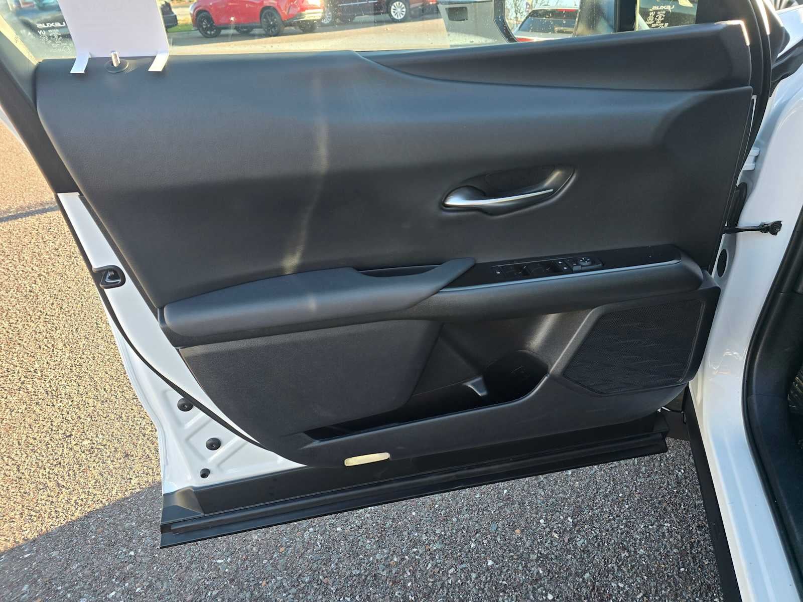 2025 Lexus UX 300h F SPORT DESIGN