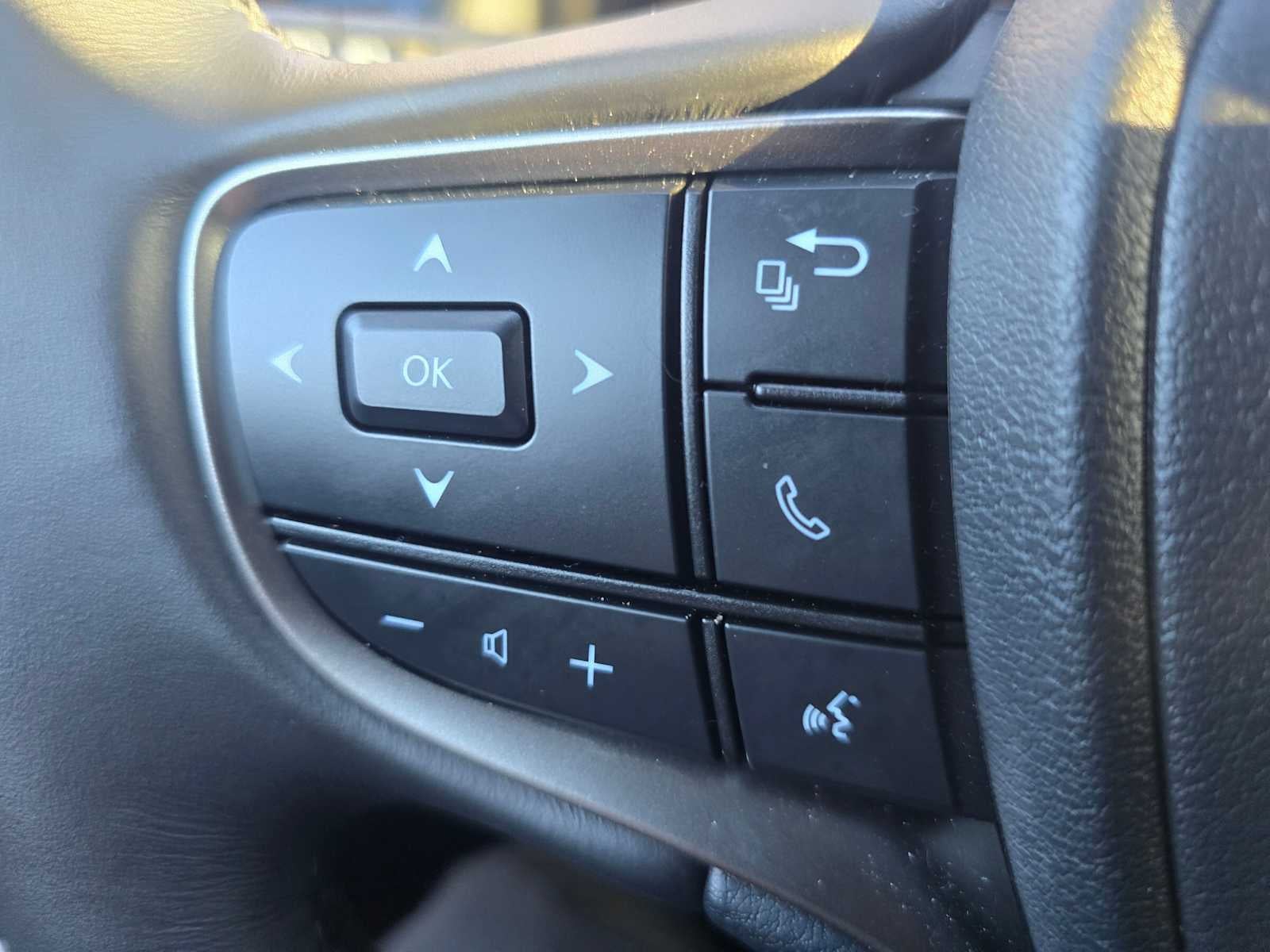 2025 Lexus UX 300h F SPORT DESIGN