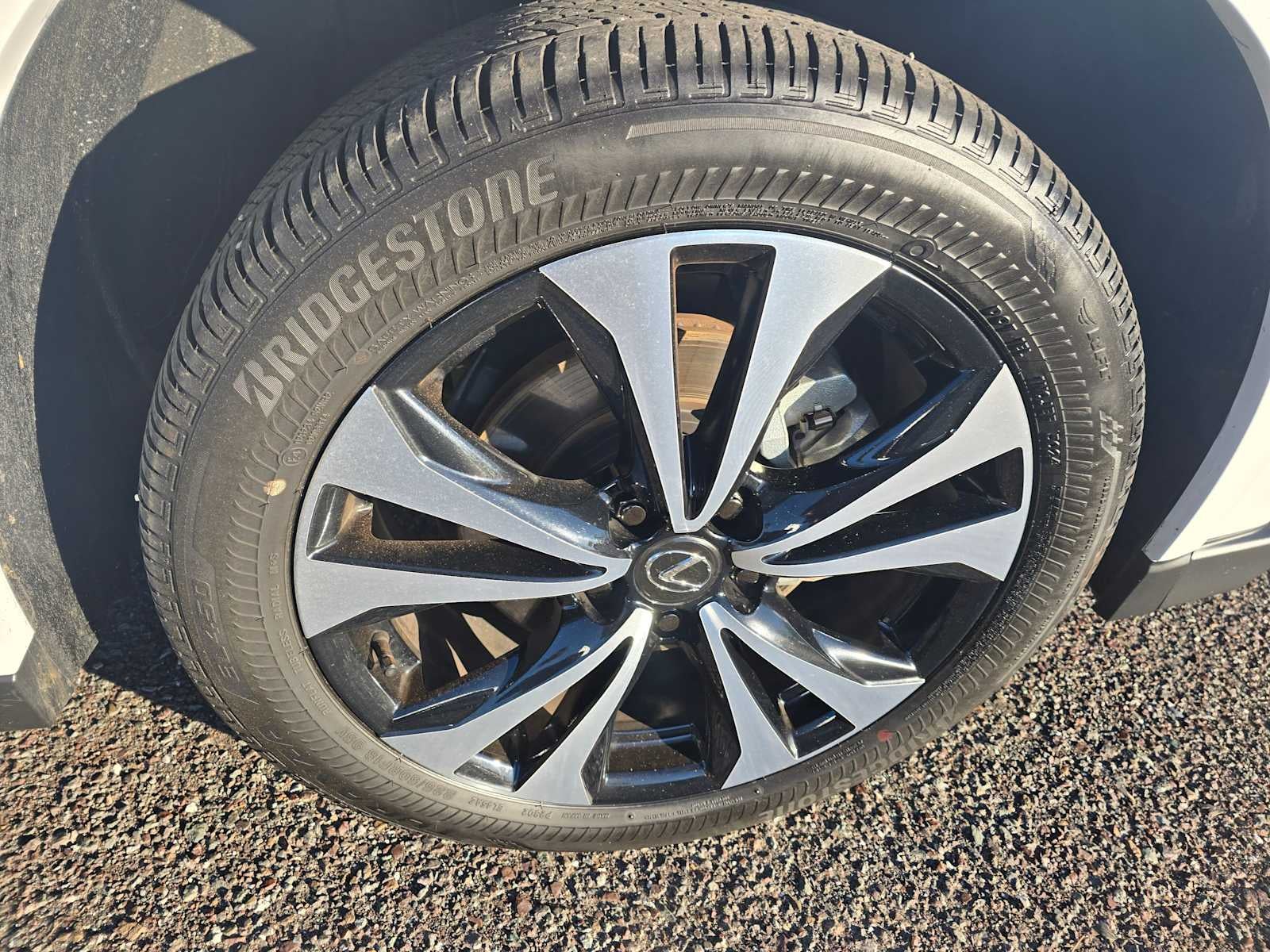 2025 Lexus UX 300h F SPORT DESIGN