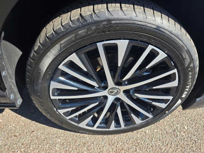 2023 Lexus RZ 450e AWD LUXURY
