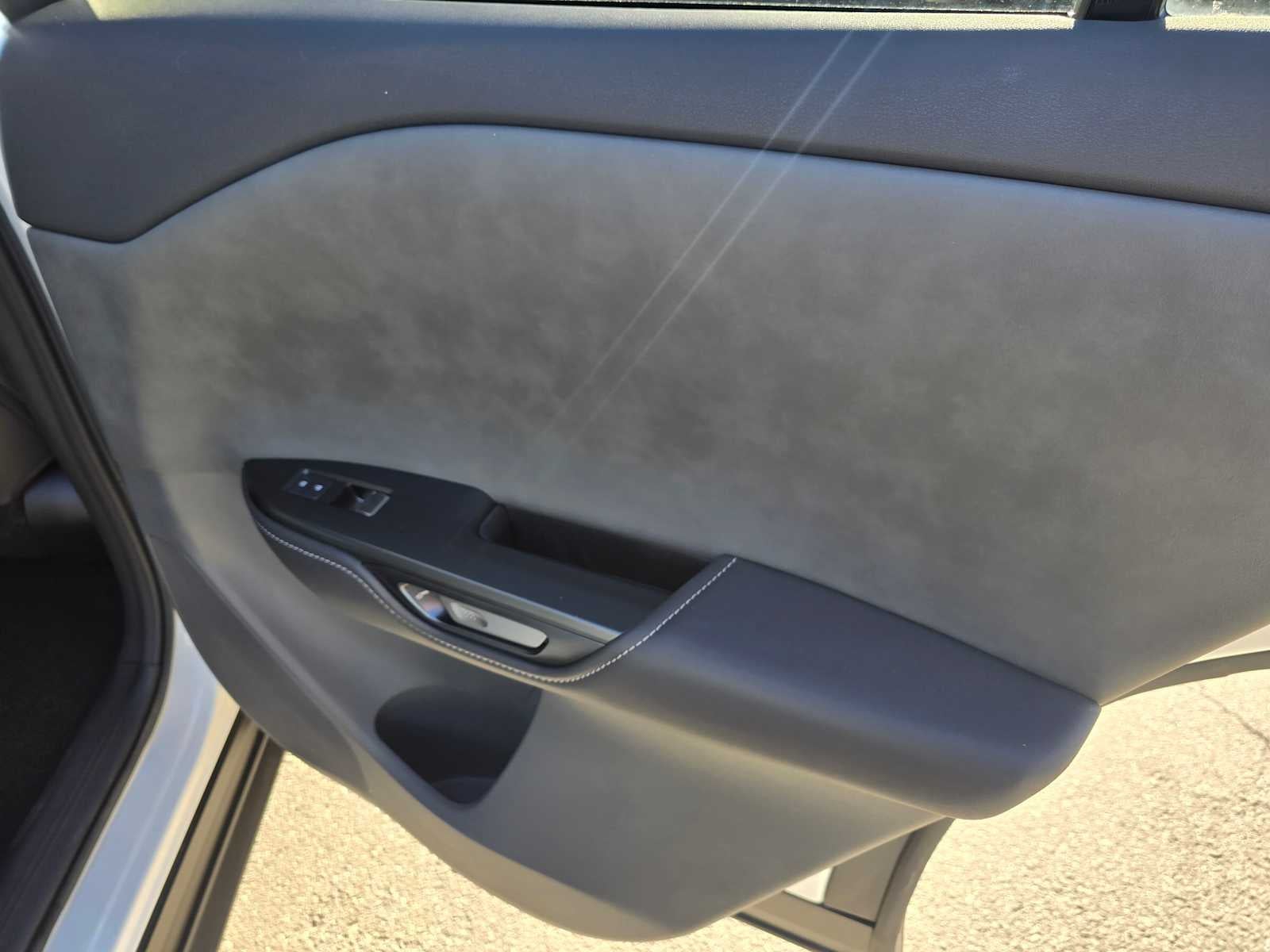 2023 Lexus RZ 450e Premium