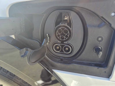 2023 Lexus RZ 450e Premium