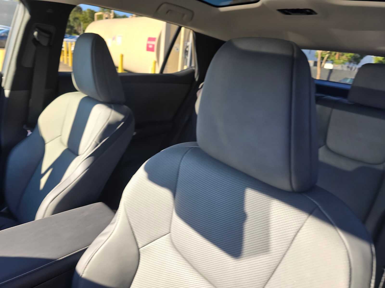 2023 Lexus RZ 450e Premium