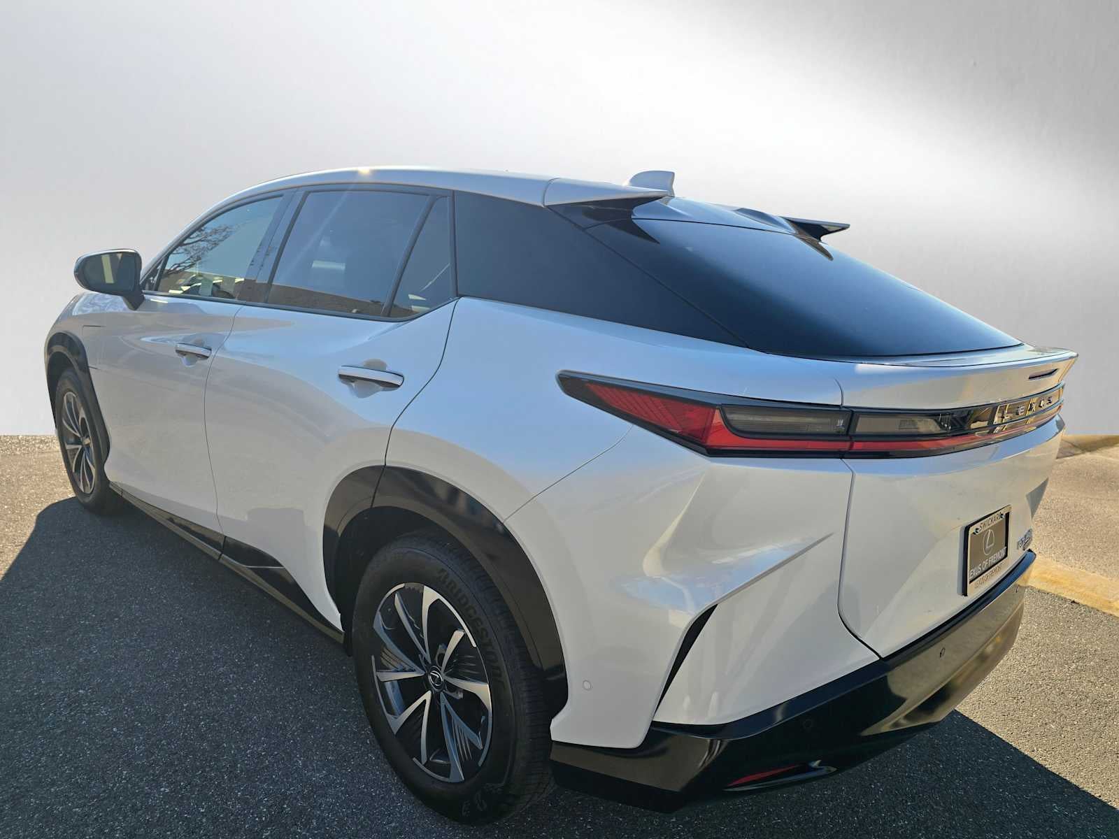 2023 Lexus RZ 450e Premium