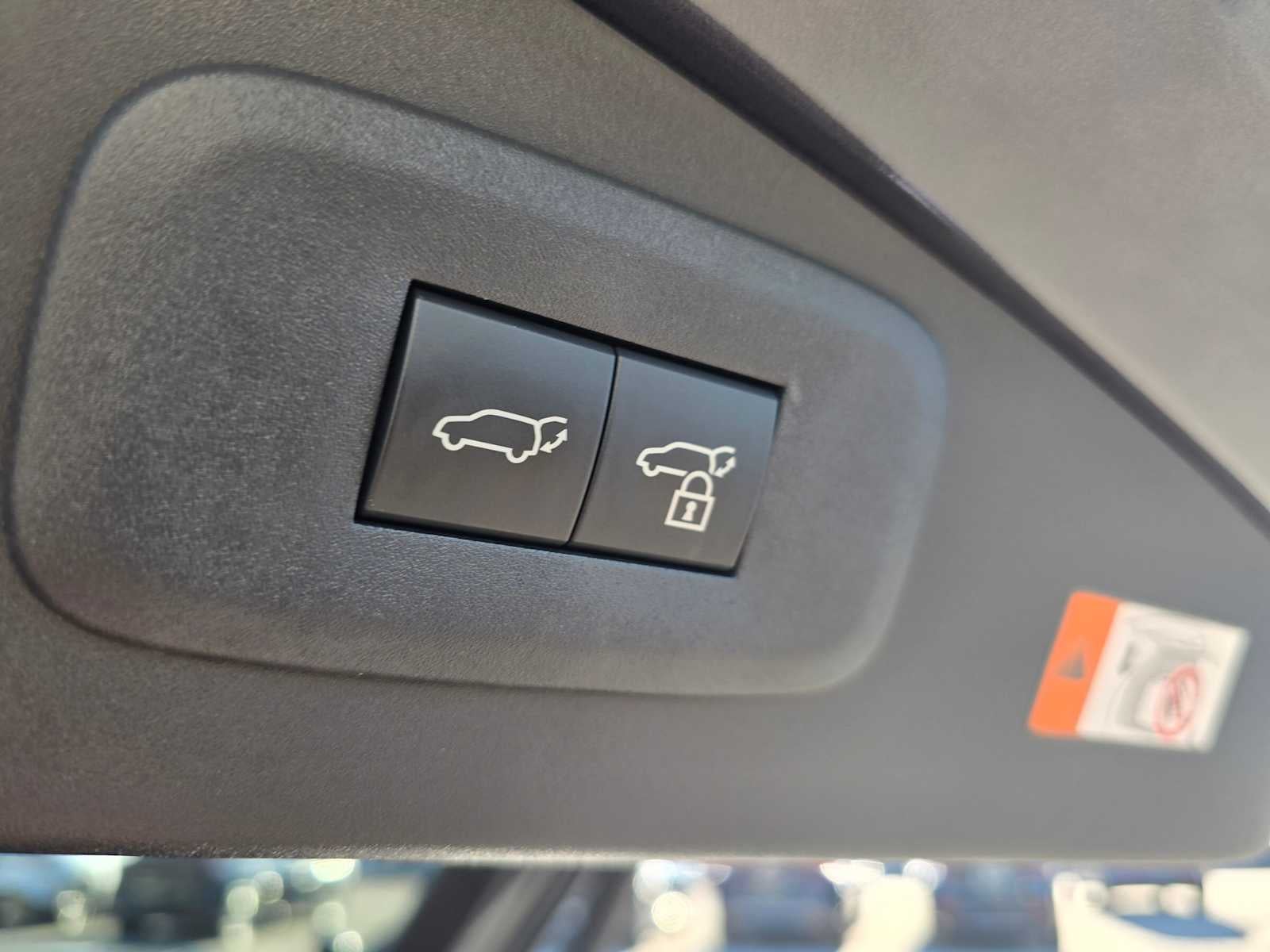 2025 Lexus RZ 450e Premium