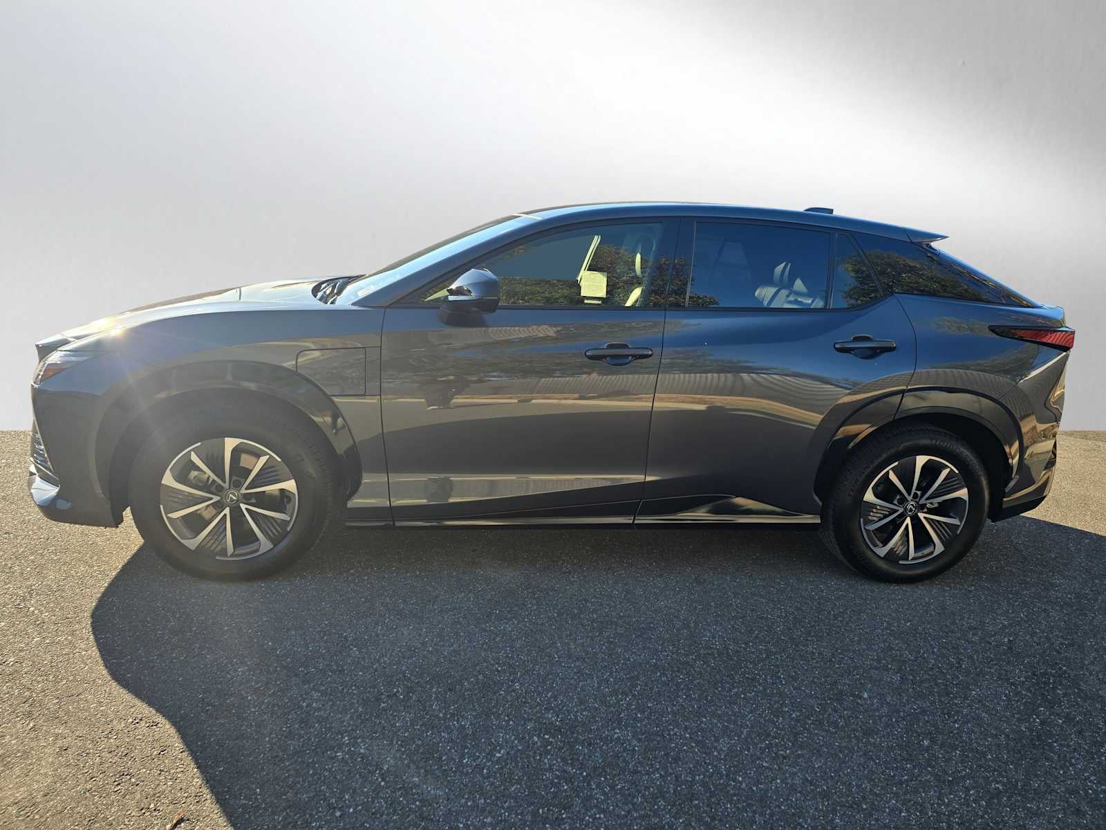 2025 Lexus RZ 450e Premium