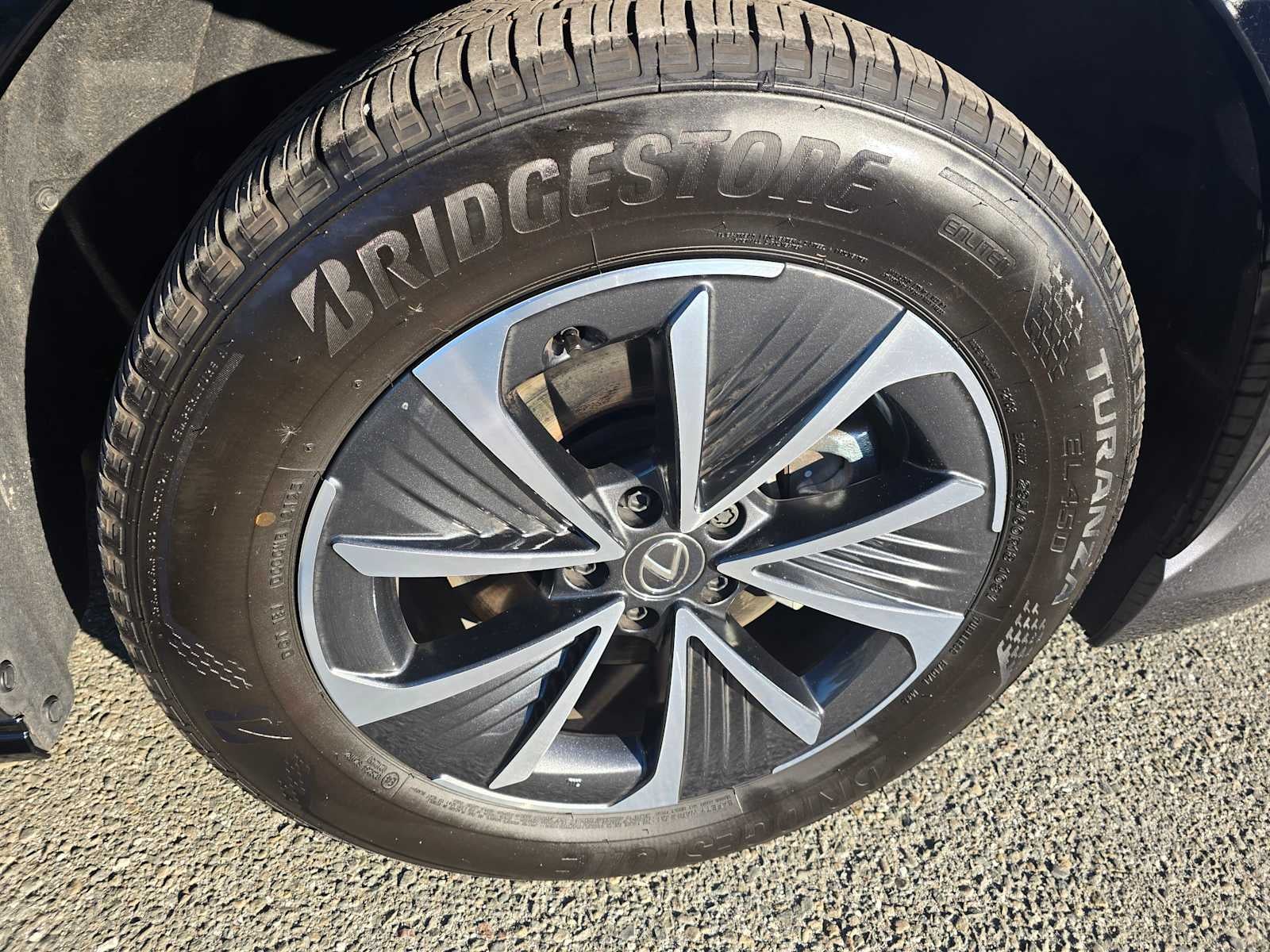 2025 Lexus RZ 450e Premium