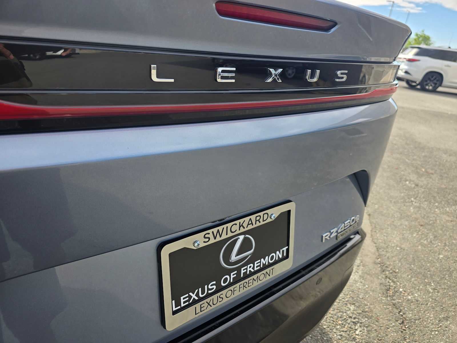2023 Lexus RZ 450e PREMIUM AWD