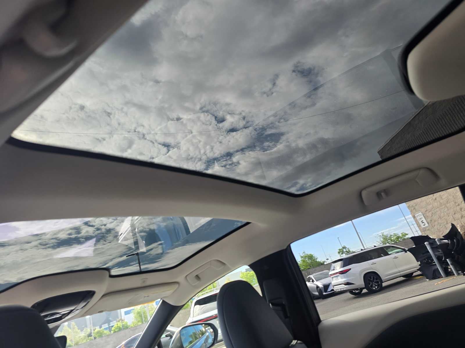 2023 Lexus RZ 450e PREMIUM AWD