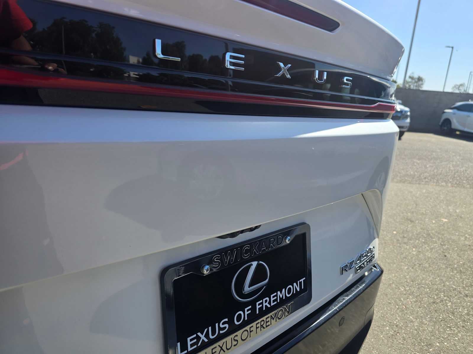 2023 Lexus RZ 450e PREMIUM AWD