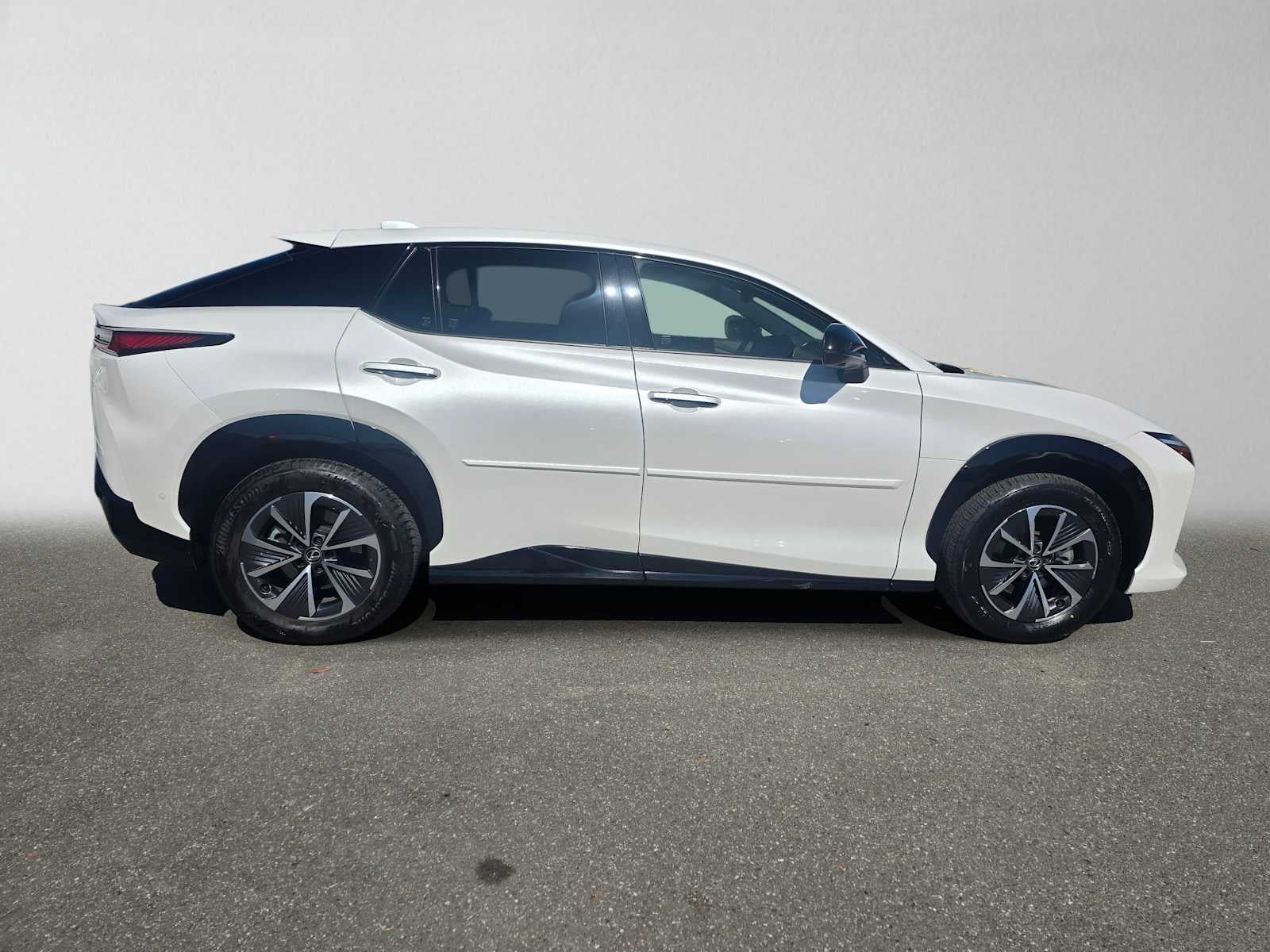 2023 Lexus RZ 450e PREMIUM AWD