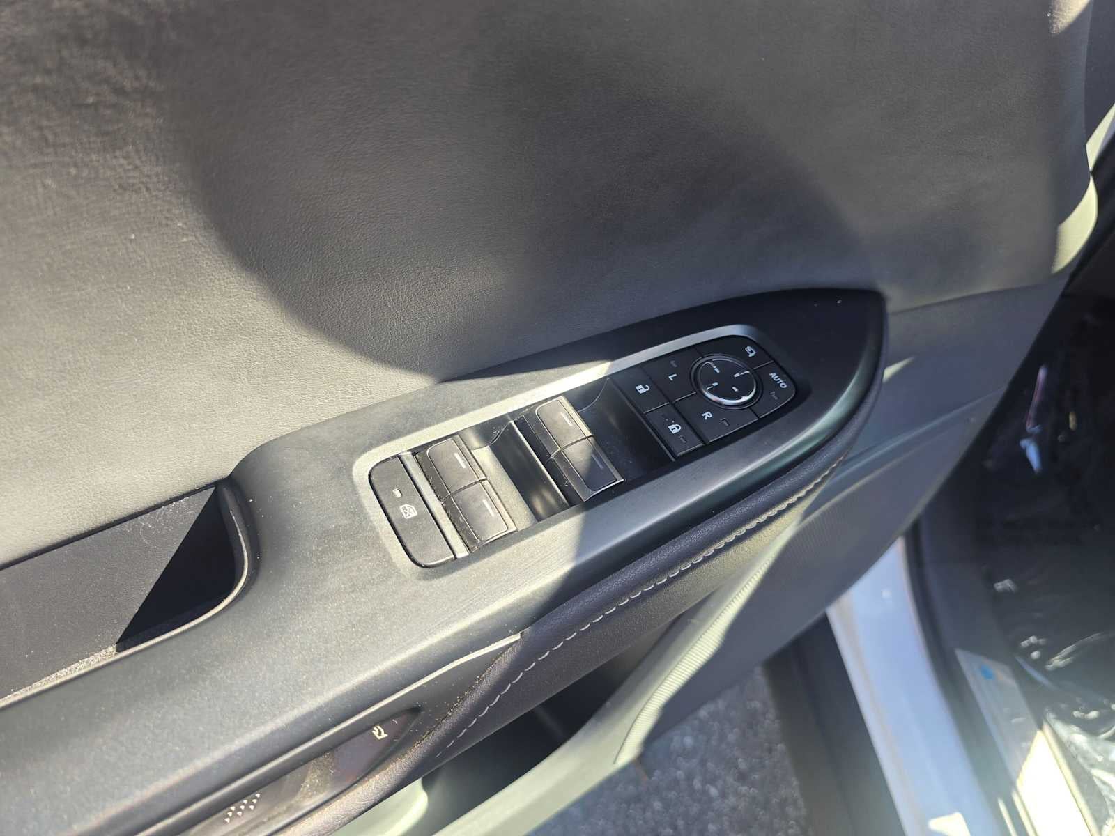 2023 Lexus RZ 450e PREMIUM AWD