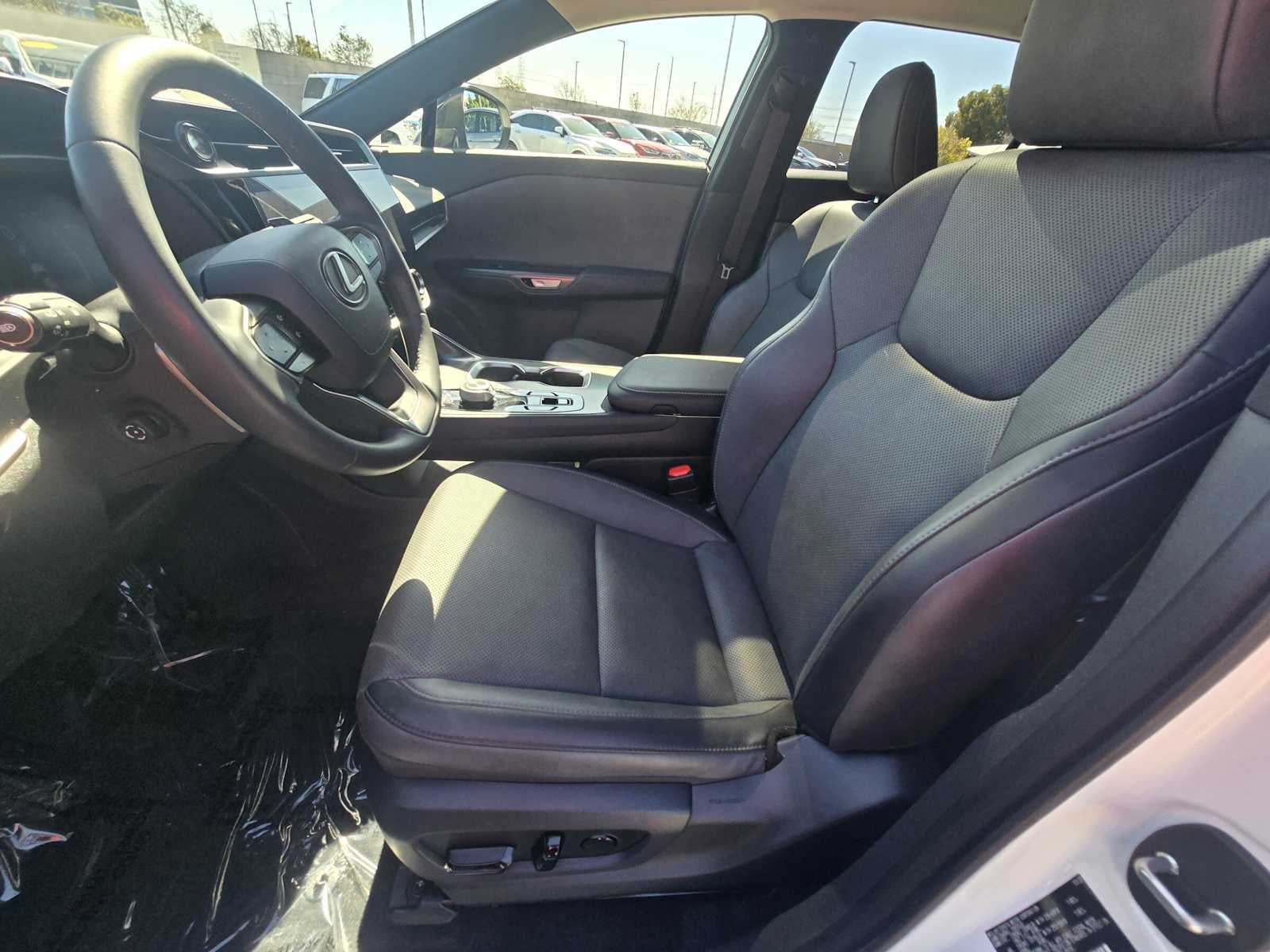 2023 Lexus RZ 450e PREMIUM AWD