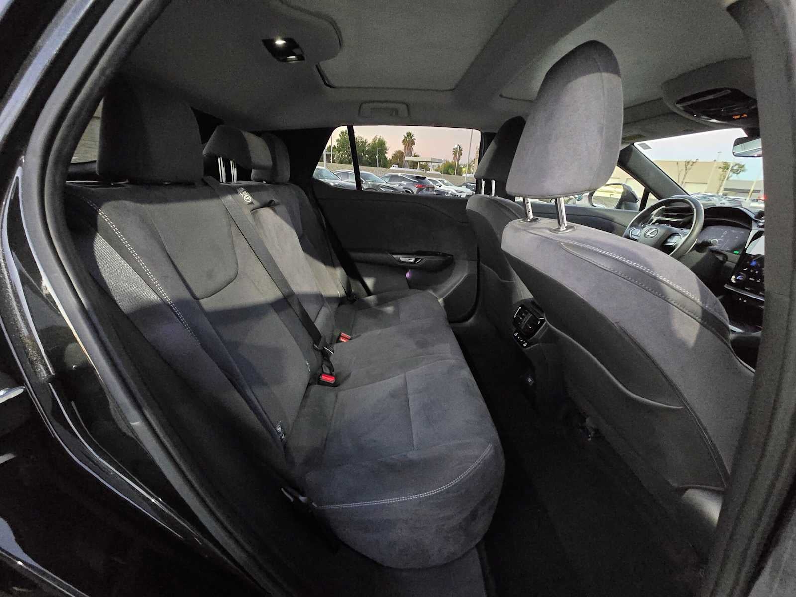 2023 Lexus RZ 450e AWD LUXURY