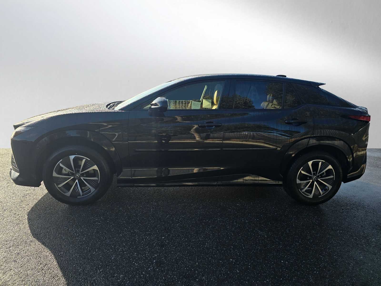 2023 Lexus RZ 450e Premium