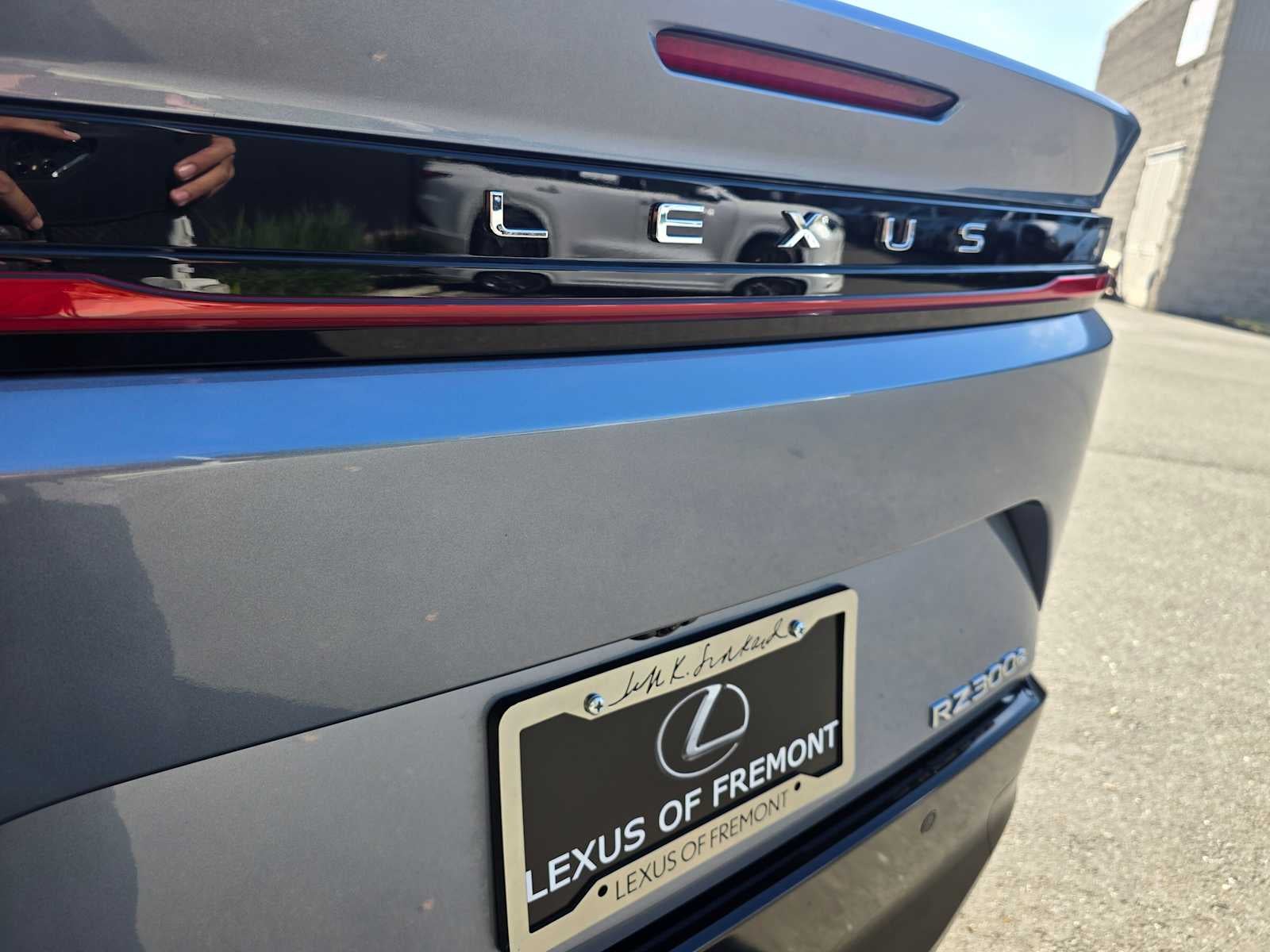 2024 Lexus RZ 300e PREMIUM