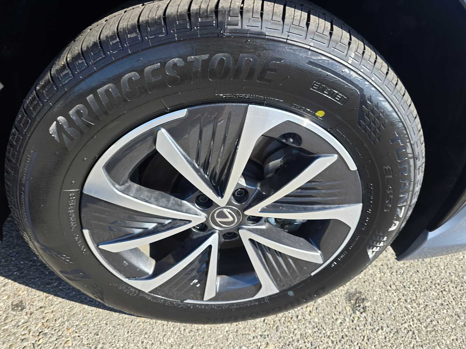 2024 Lexus RZ 300e PREMIUM