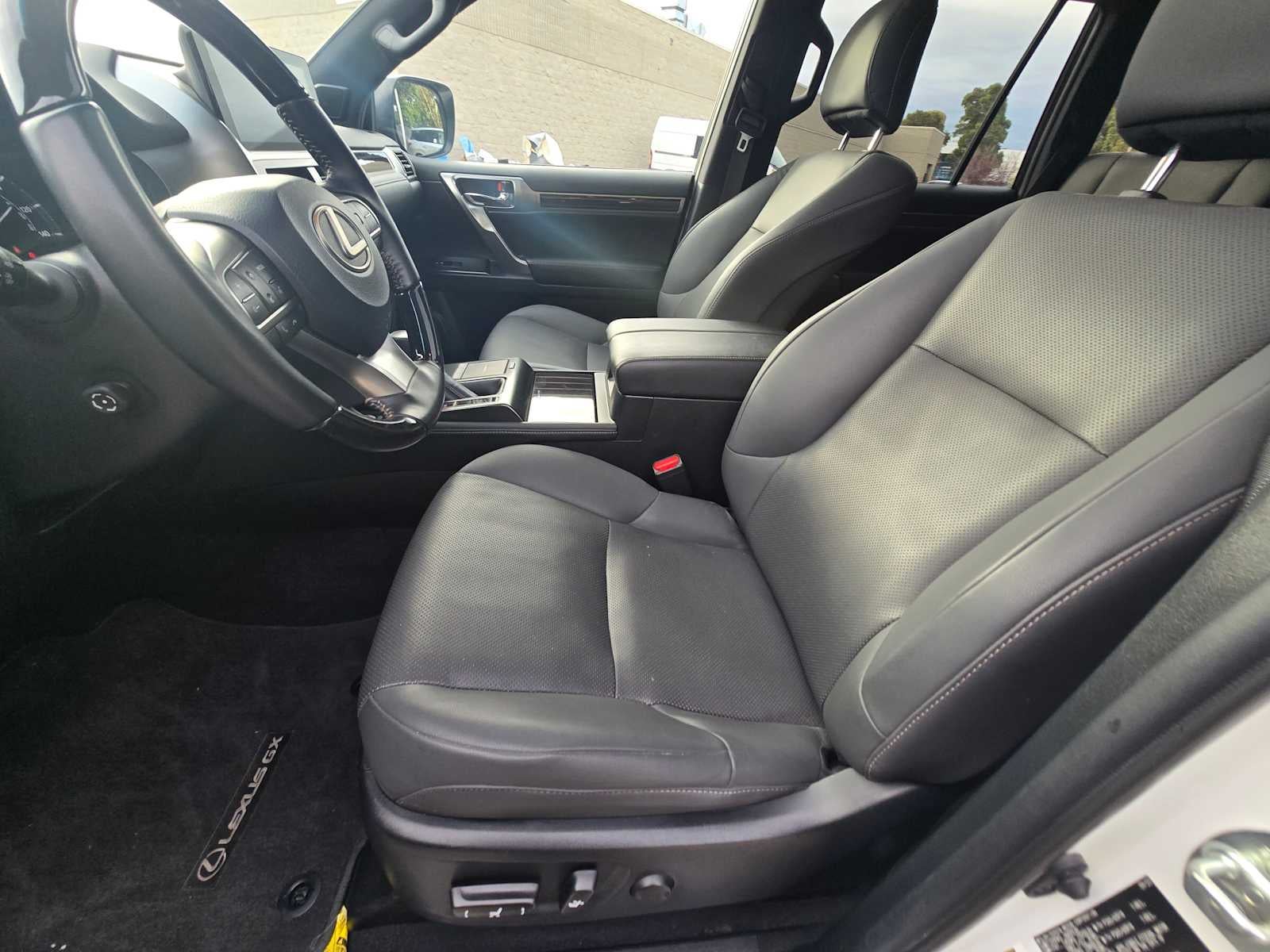 2023 Lexus GX 460 Premium