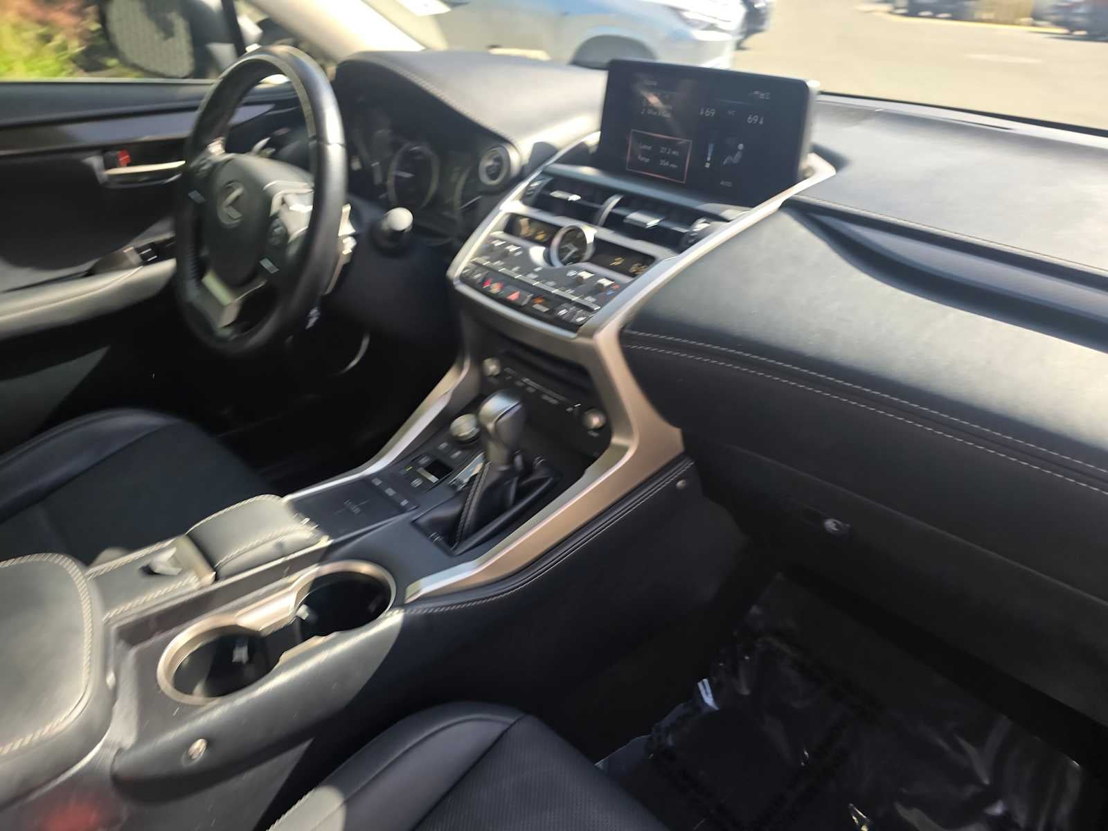 2021 Lexus NX 300h NX 300h