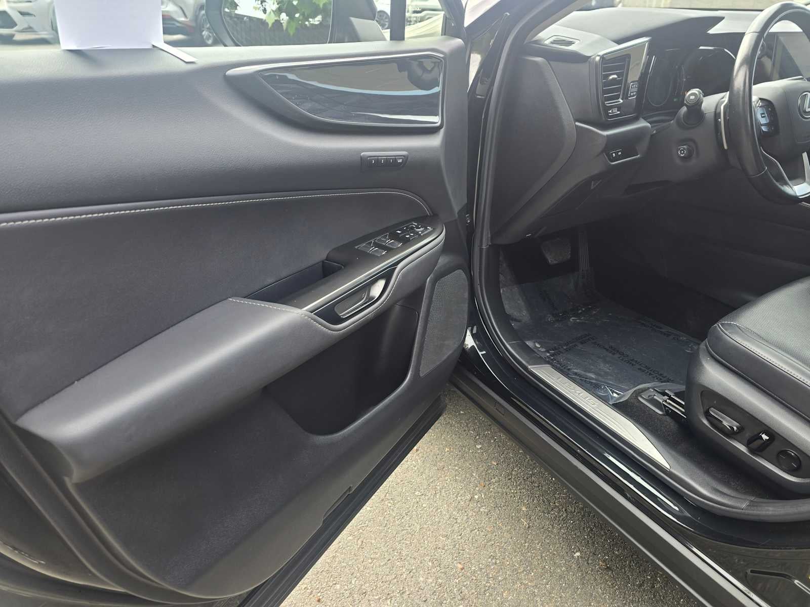 2024 Lexus NX 350h PREMIUM