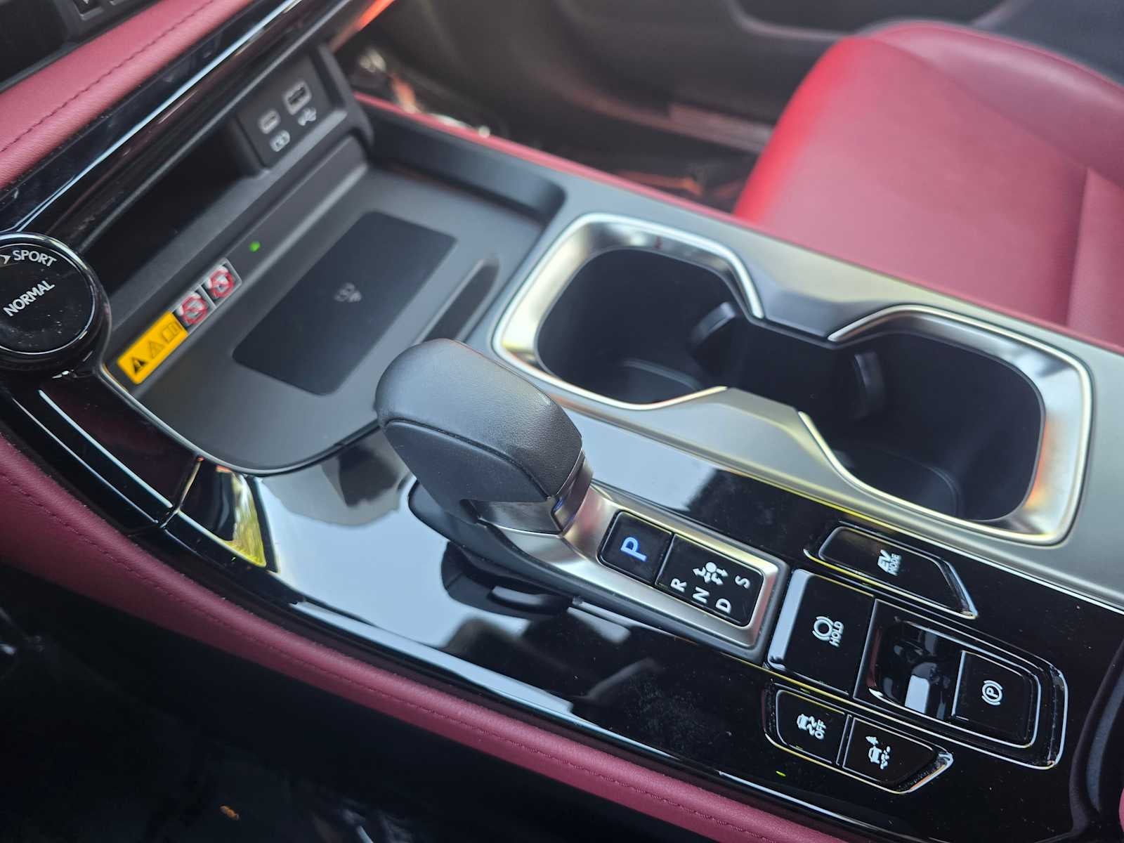 2024 Lexus NX 350h PREMIUM