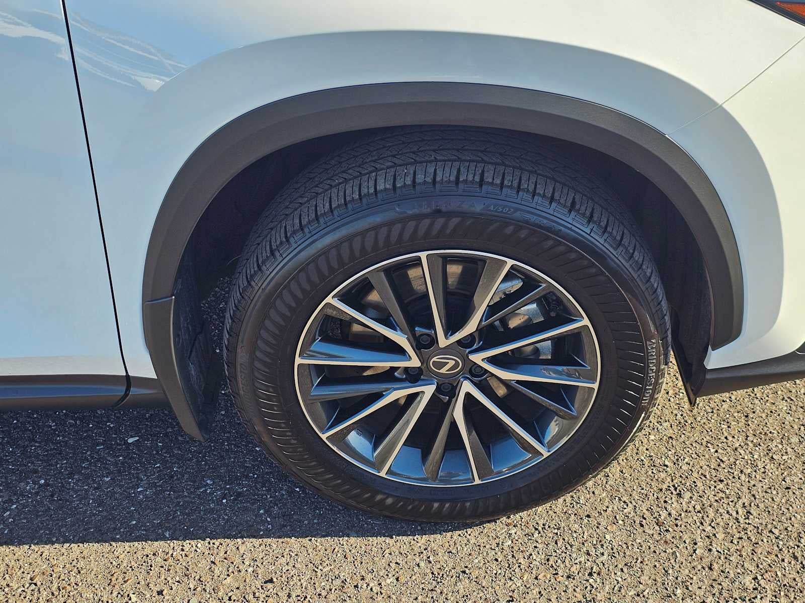 2026 Lexus NX 350h PREMIUM