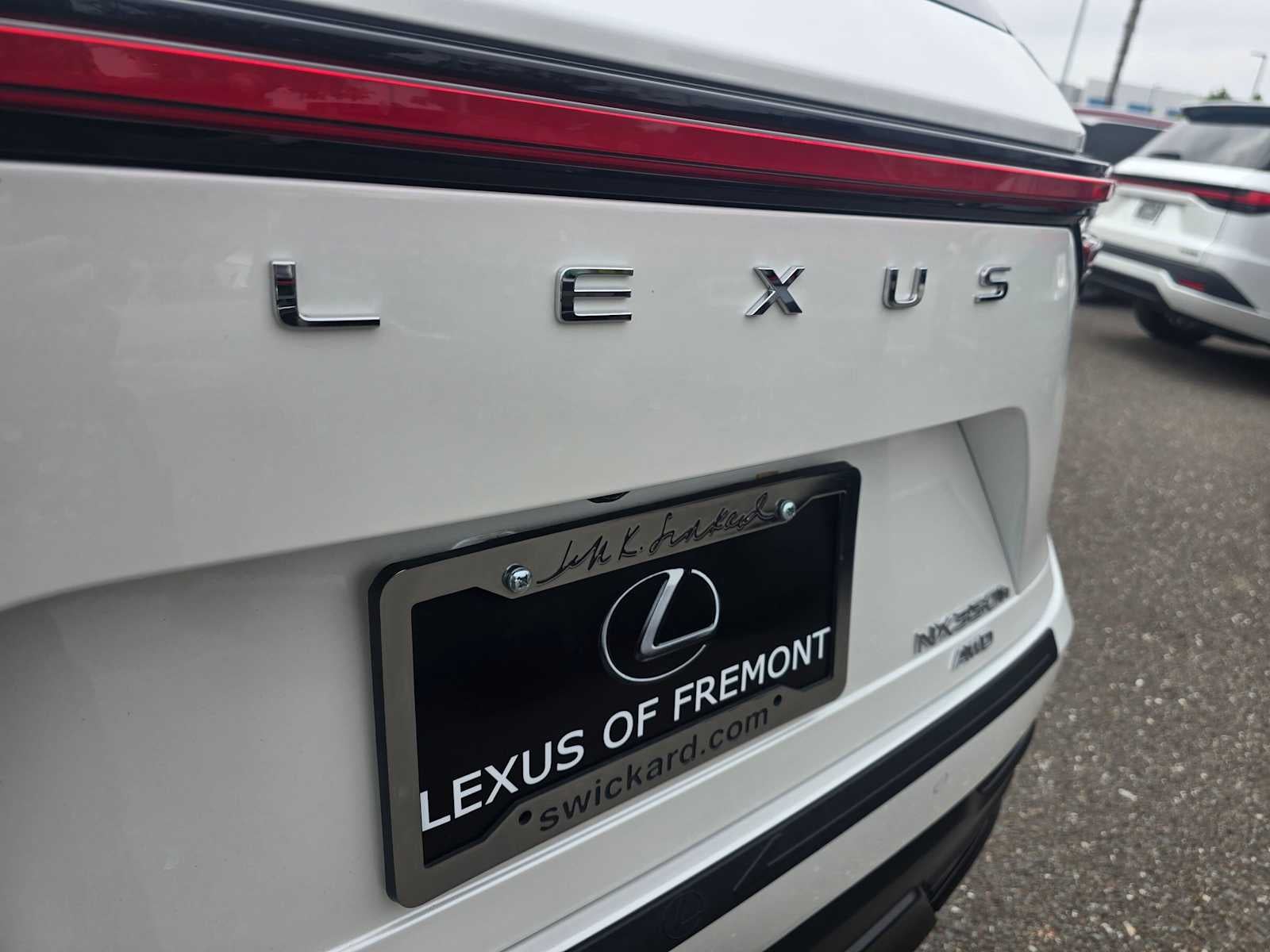 2024 Lexus NX 350h PREMIUM