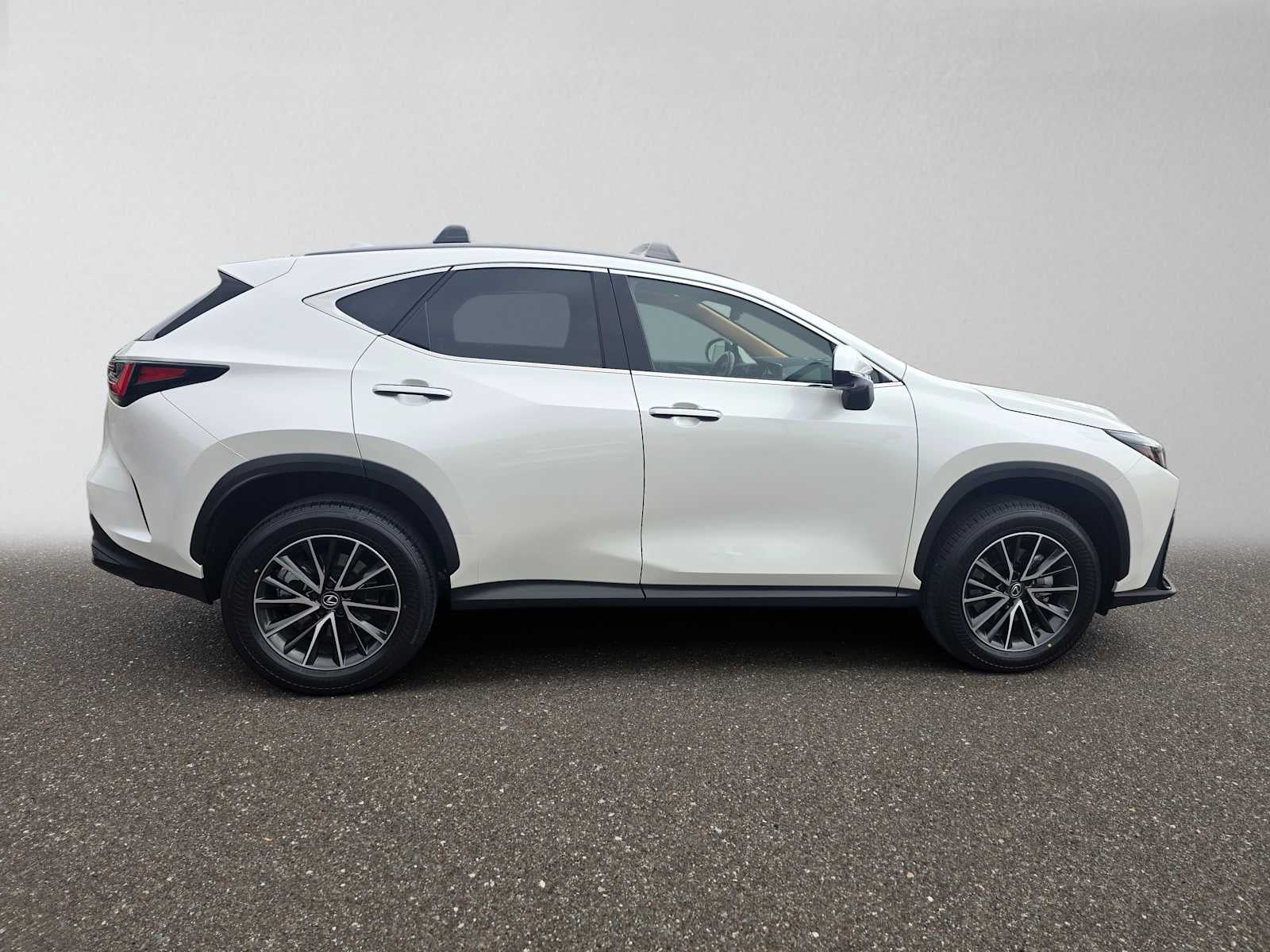2024 Lexus NX 350h PREMIUM