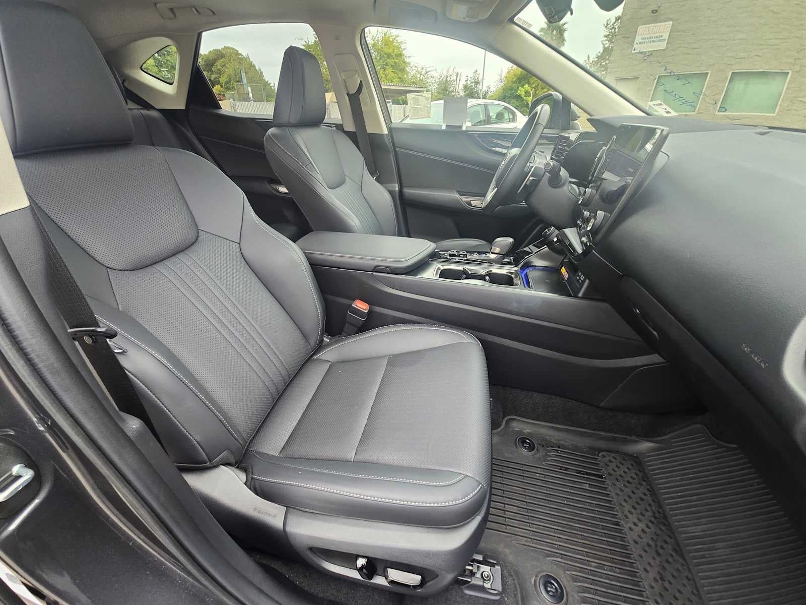 2026 Lexus NX 350h PREMIUM