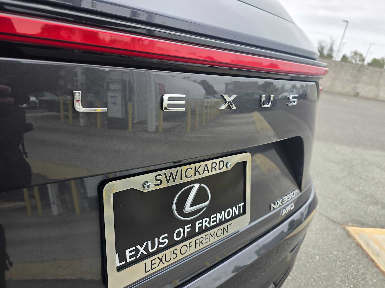 2026 Lexus NX 350h PREMIUM