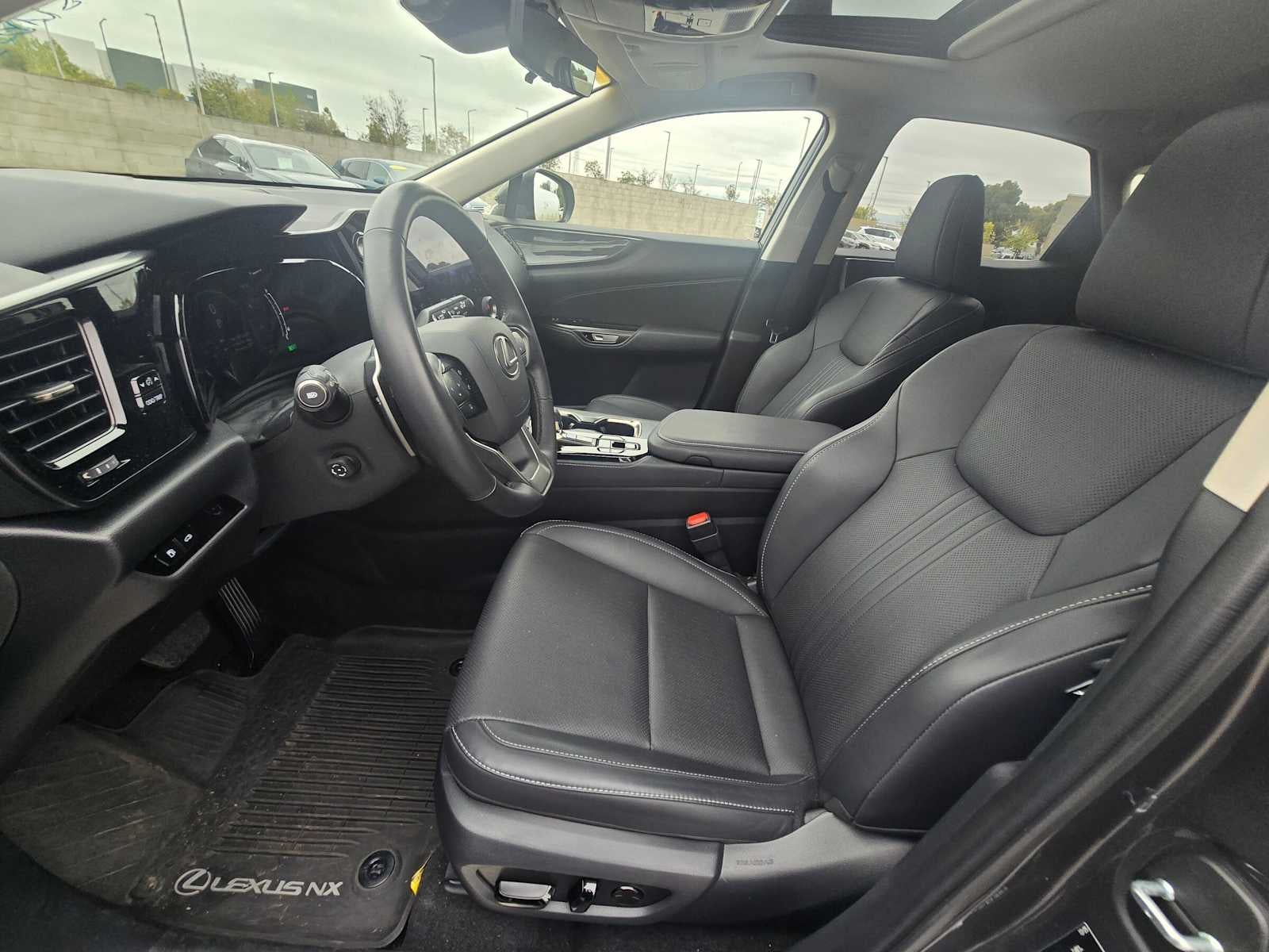 2026 Lexus NX 350h PREMIUM