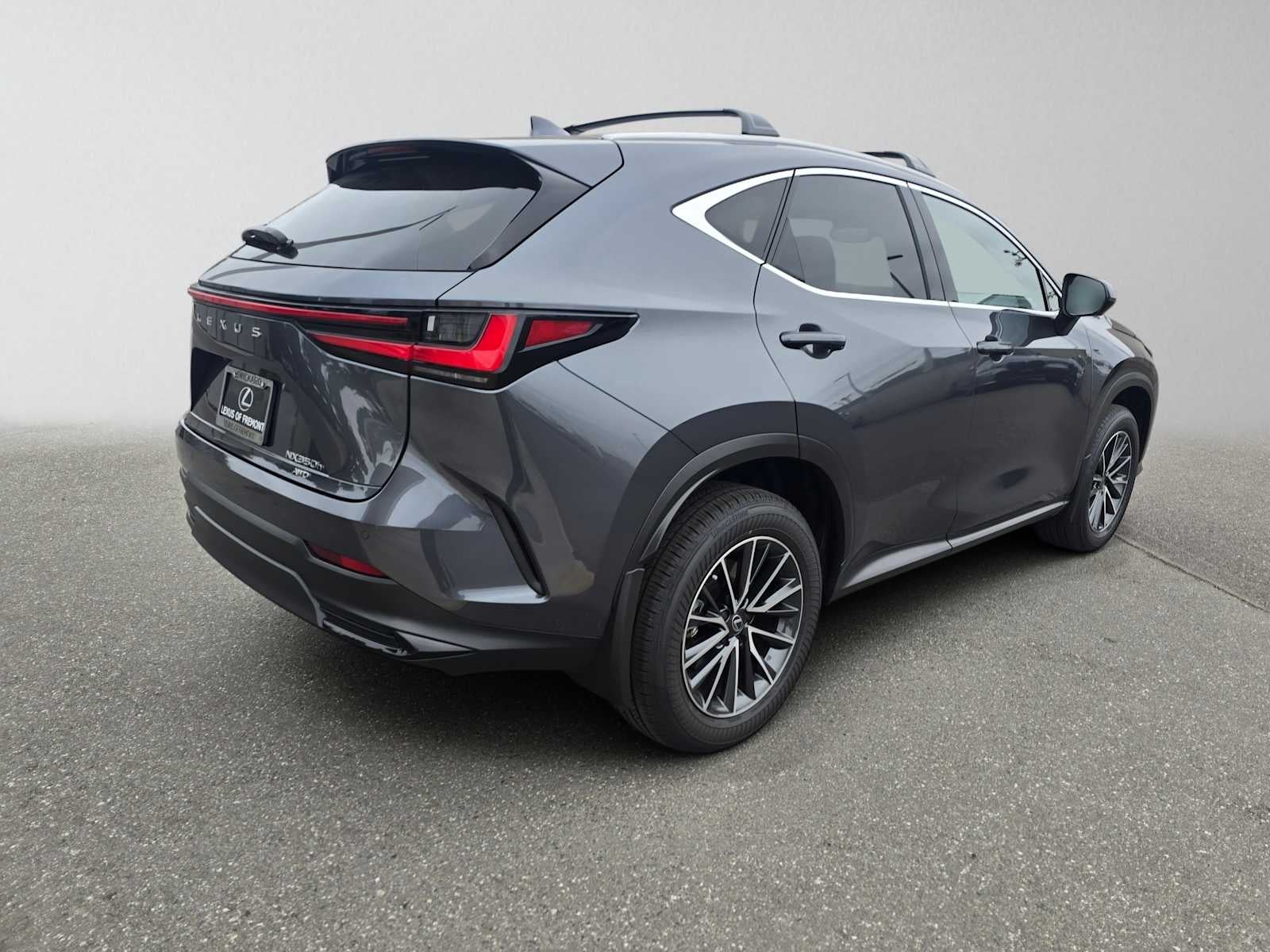 2026 Lexus NX 350h PREMIUM