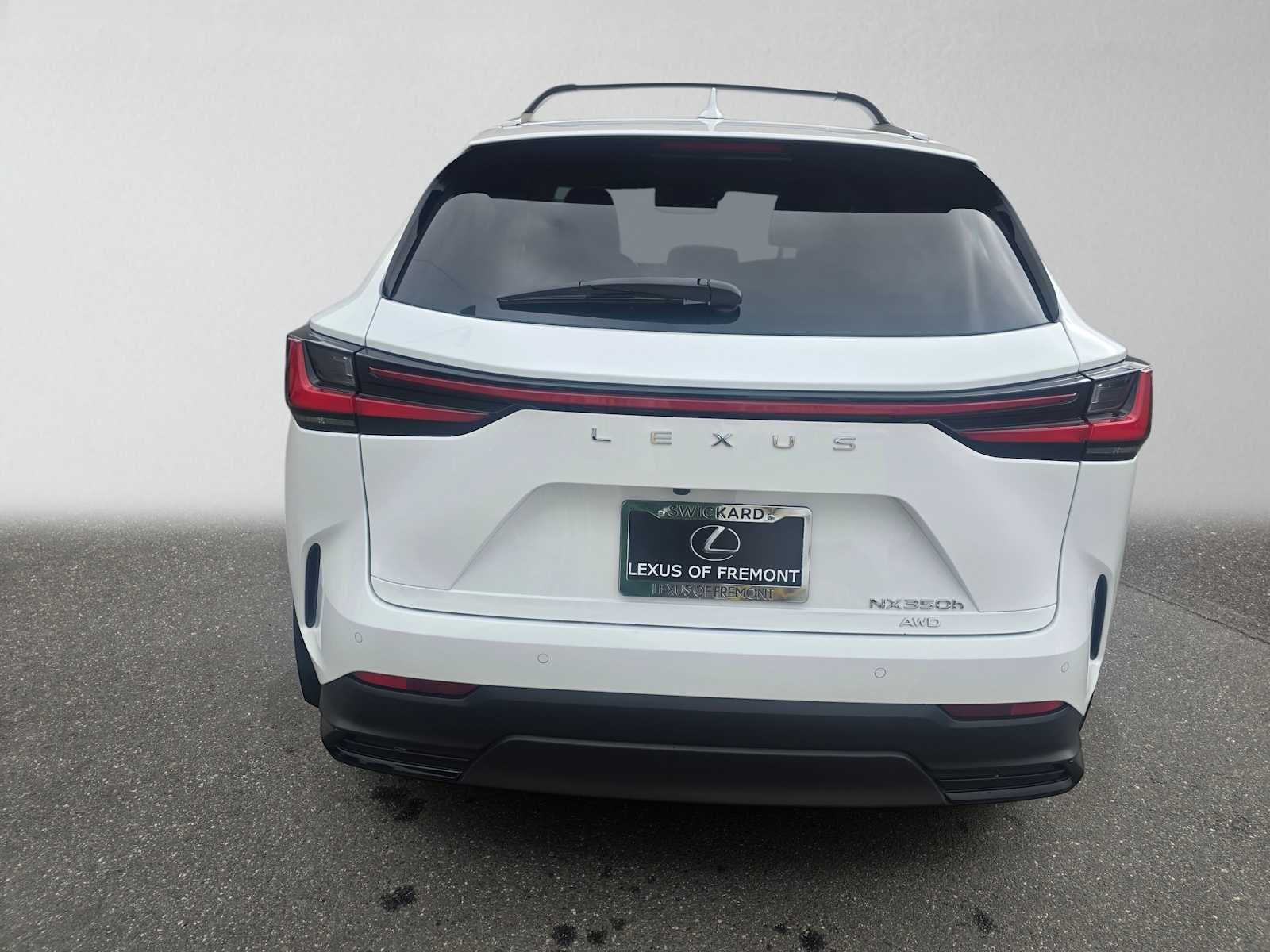 2026 Lexus NX 350h PREMIUM