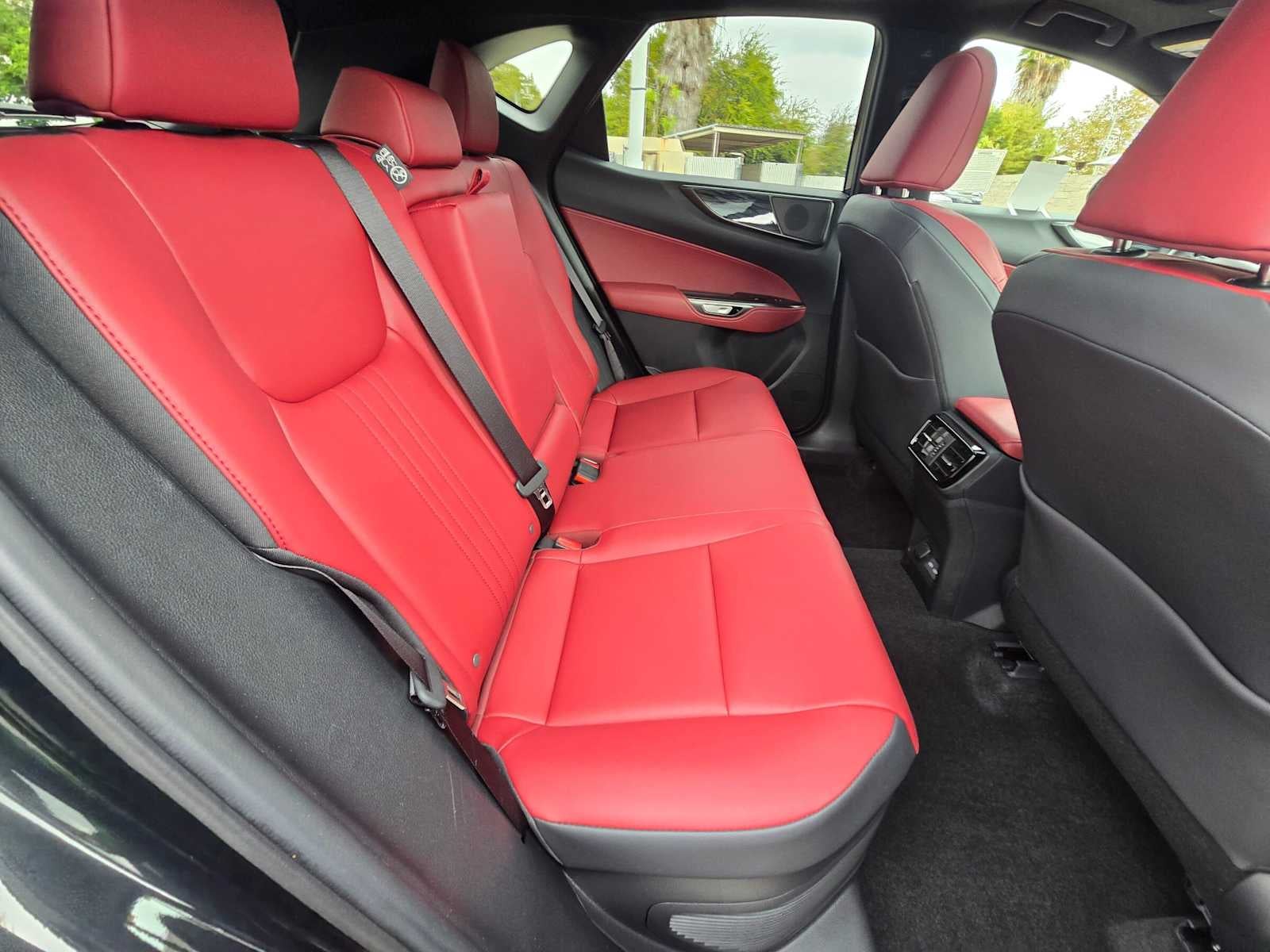 2026 Lexus NX 350h PREMIUM