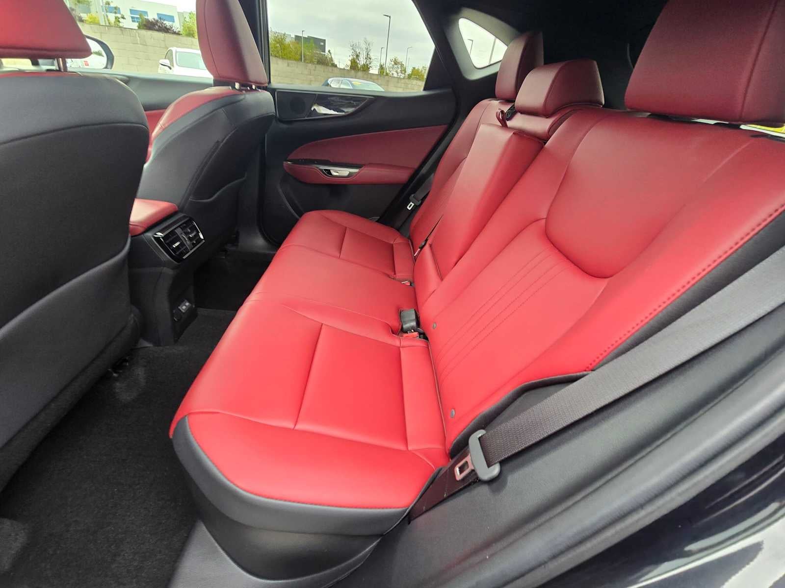 2026 Lexus NX 350h PREMIUM