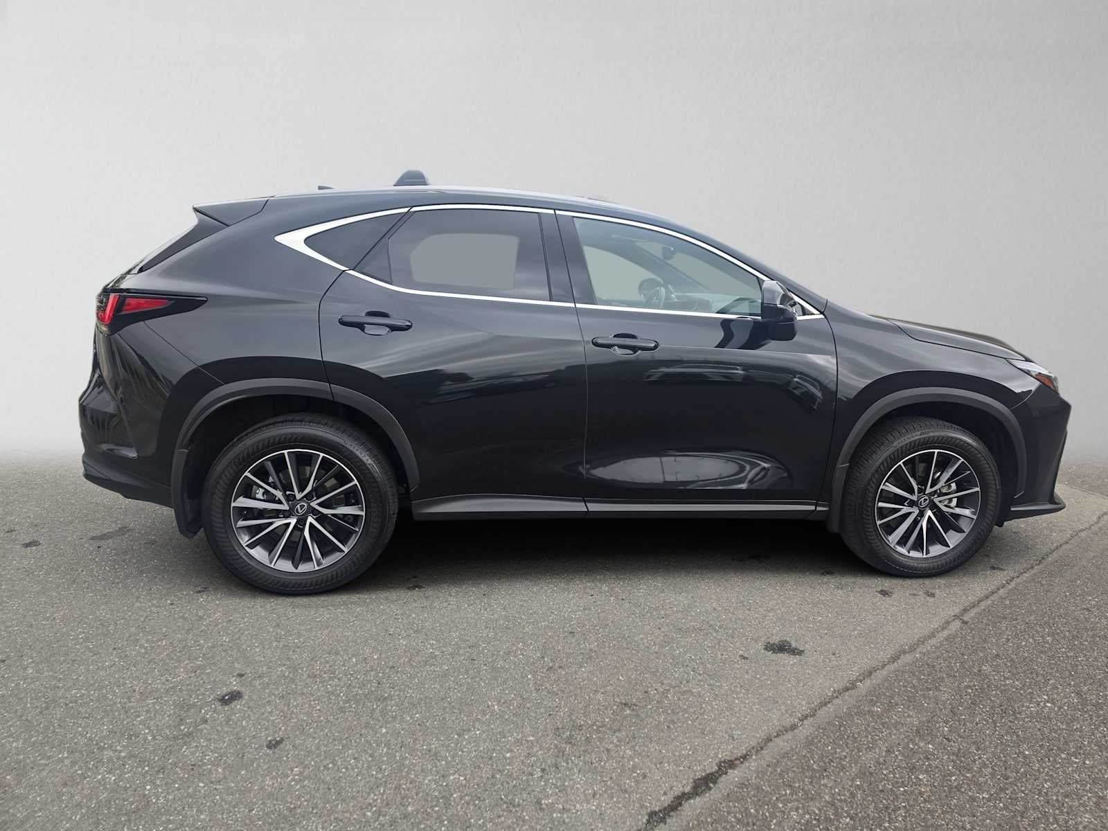 2026 Lexus NX 350h PREMIUM