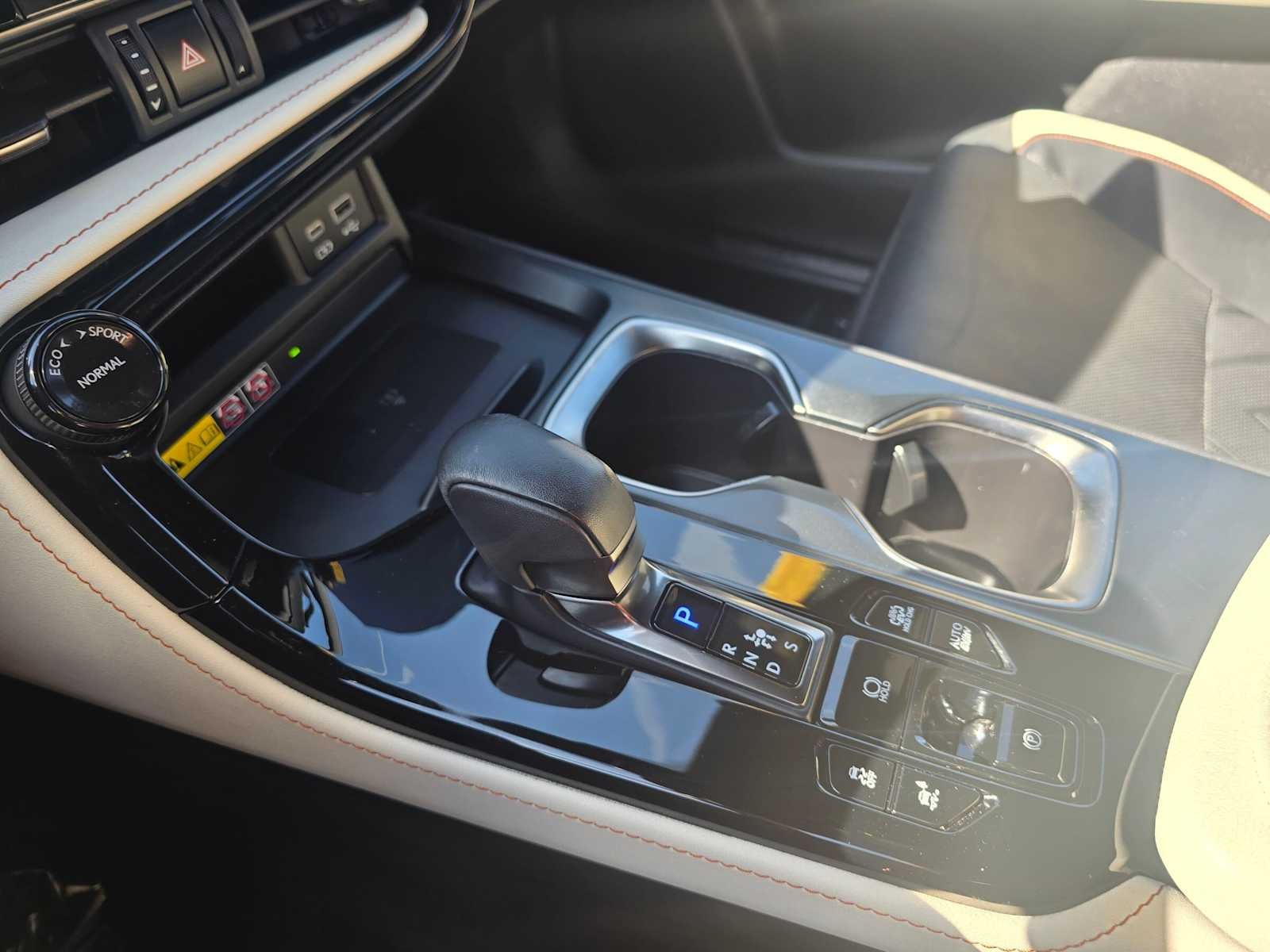 2022 Lexus NX 450h PLUS AWD