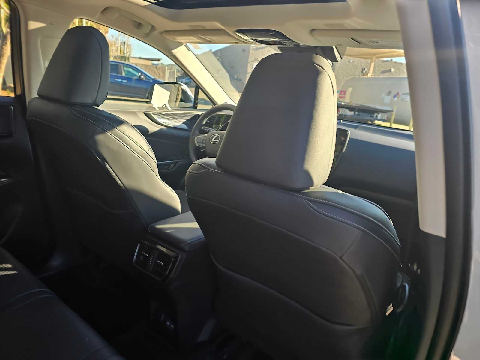 2026 Lexus NX 450h PREMIUM PLUS AWD