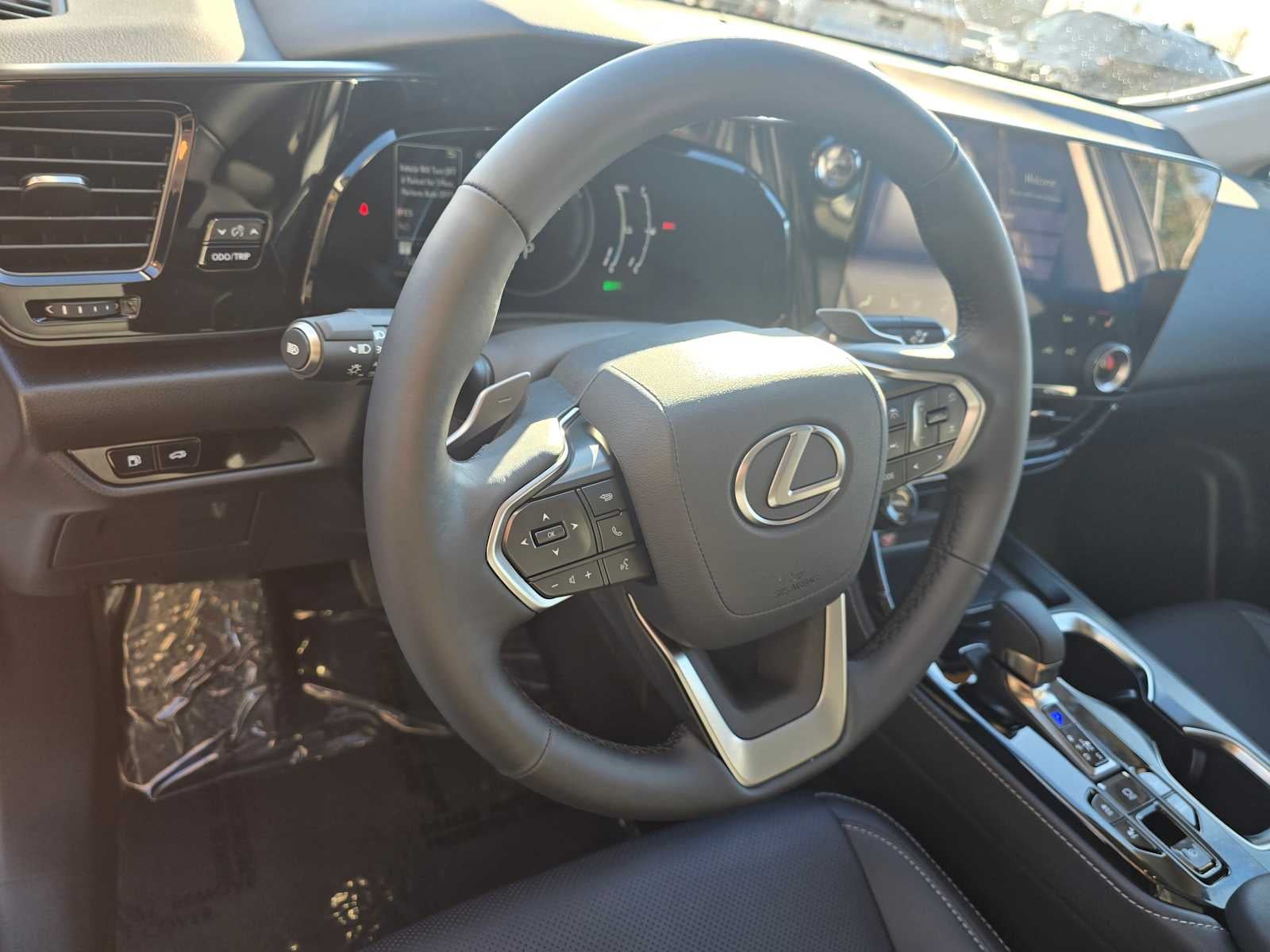 2026 Lexus NX 450h PREMIUM PLUS AWD