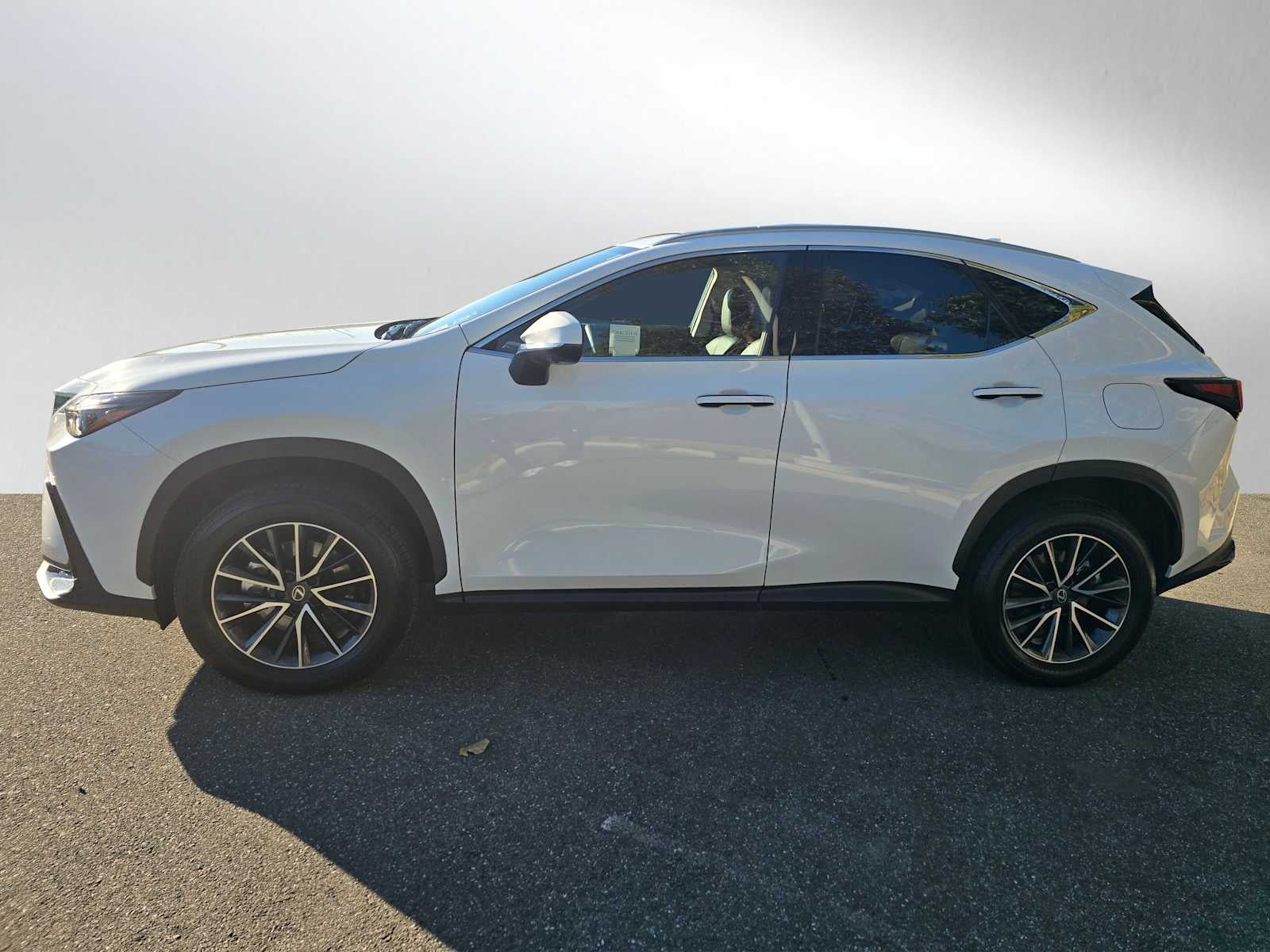 2026 Lexus NX 450h PREMIUM PLUS AWD