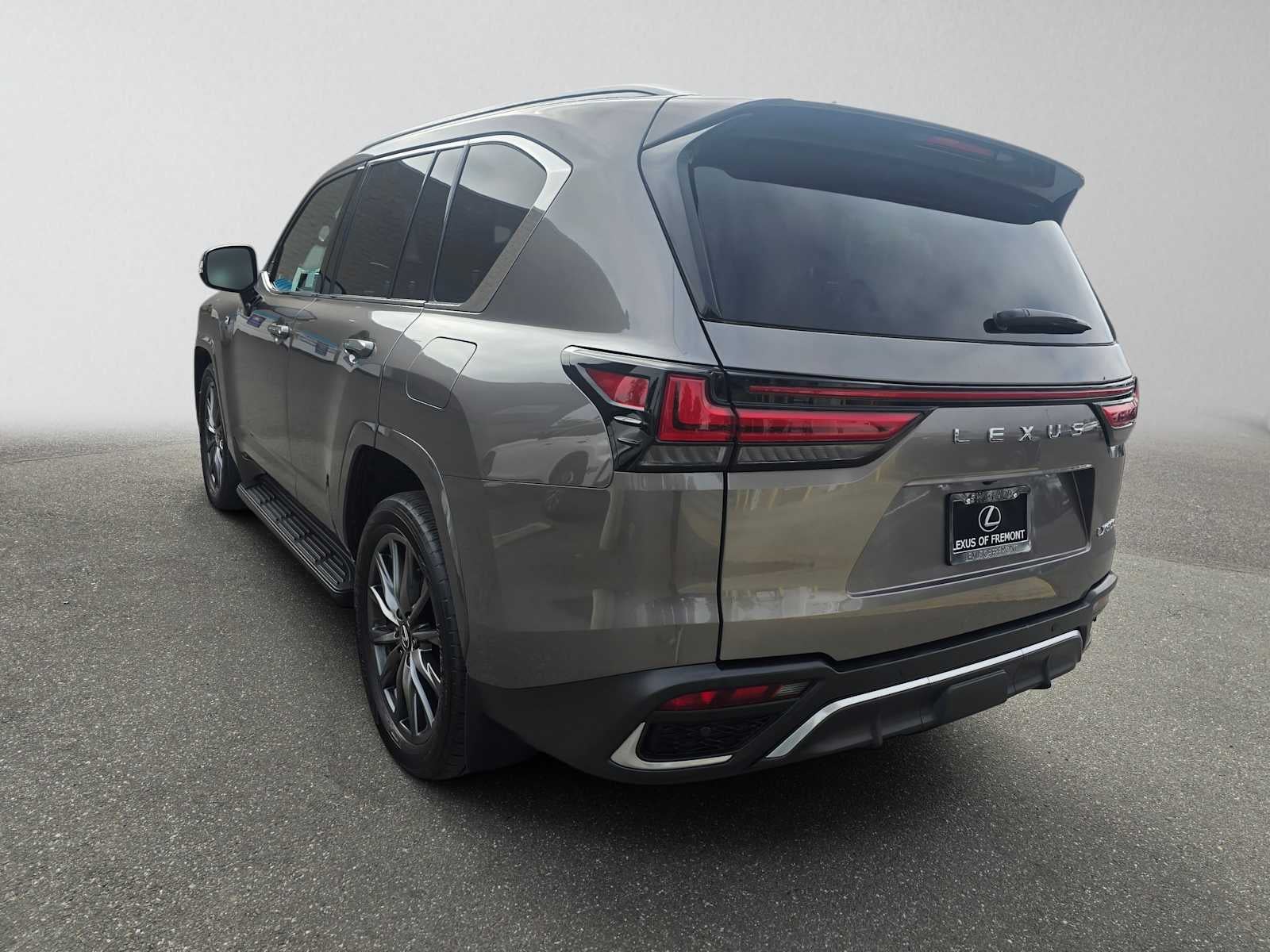 2024 Lexus LX 600 F SPORT