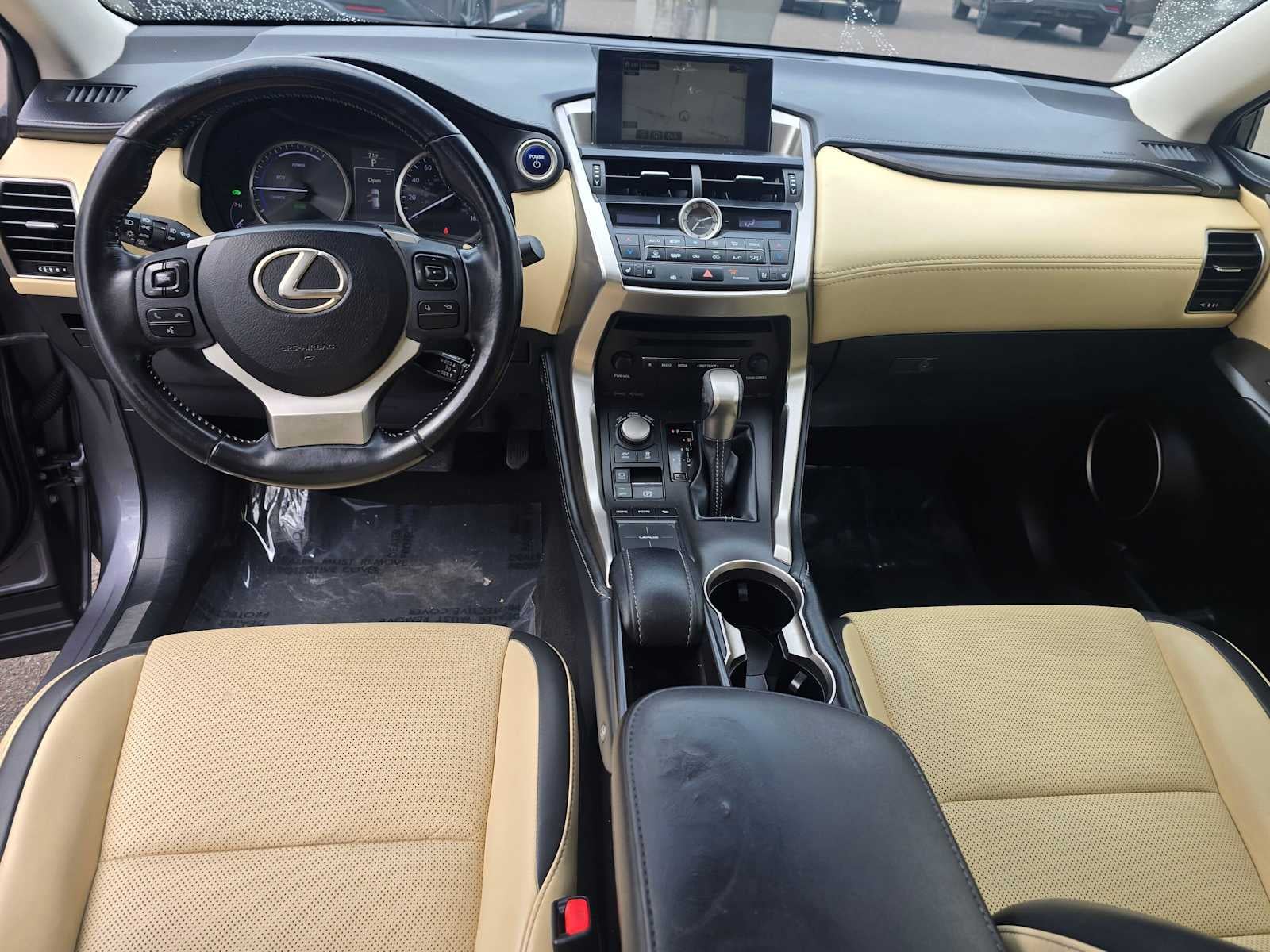 2015 Lexus NX 300h FWD 4dr