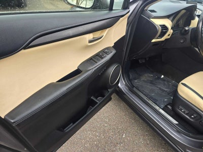 2015 Lexus NX 300h FWD 4dr