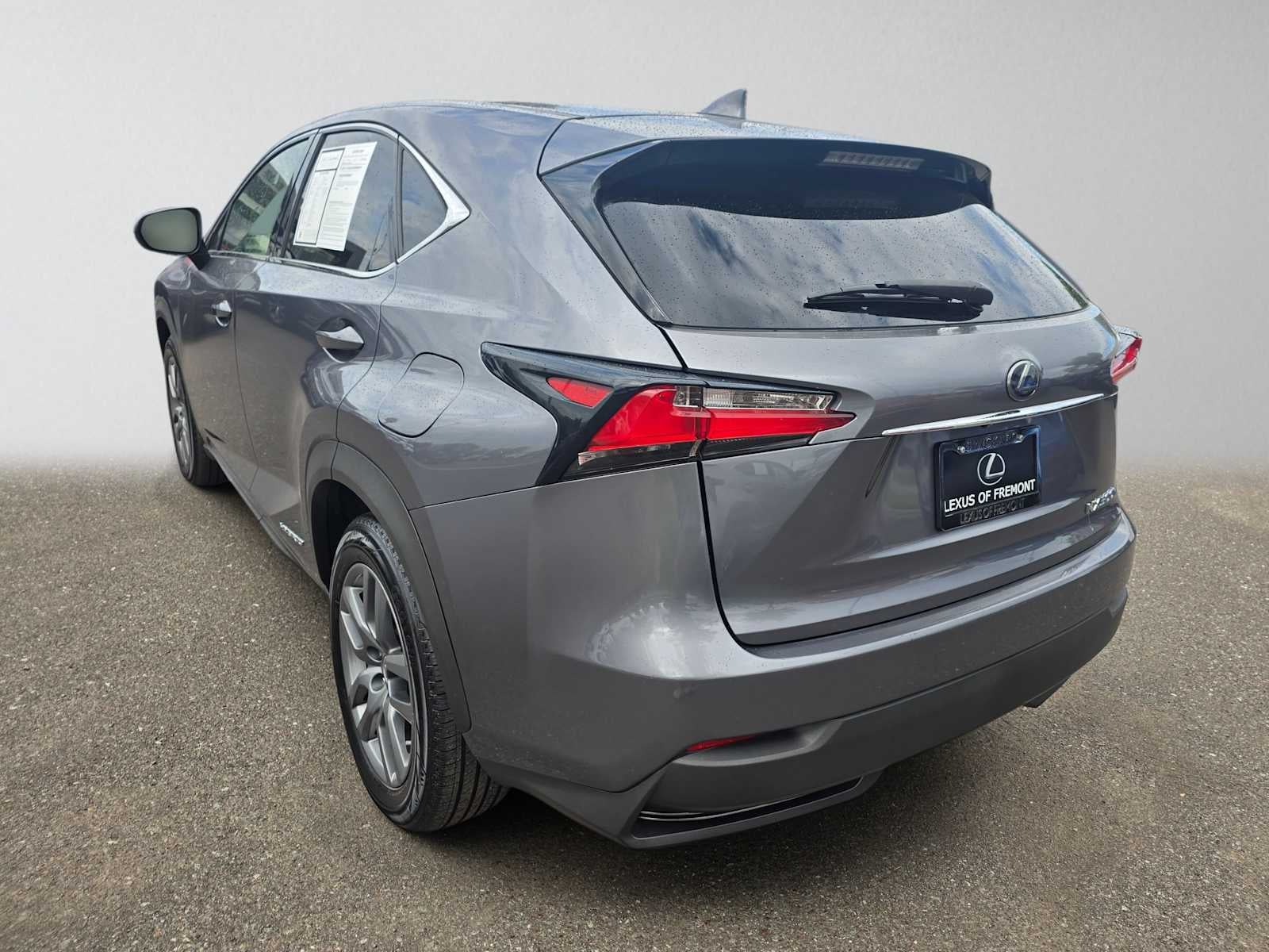 2015 Lexus NX 300h FWD 4dr