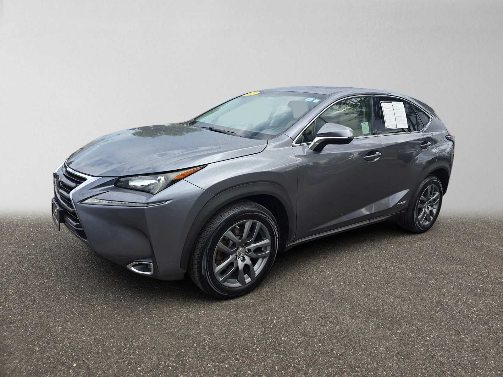 2015 Lexus NX 300h FWD 4dr